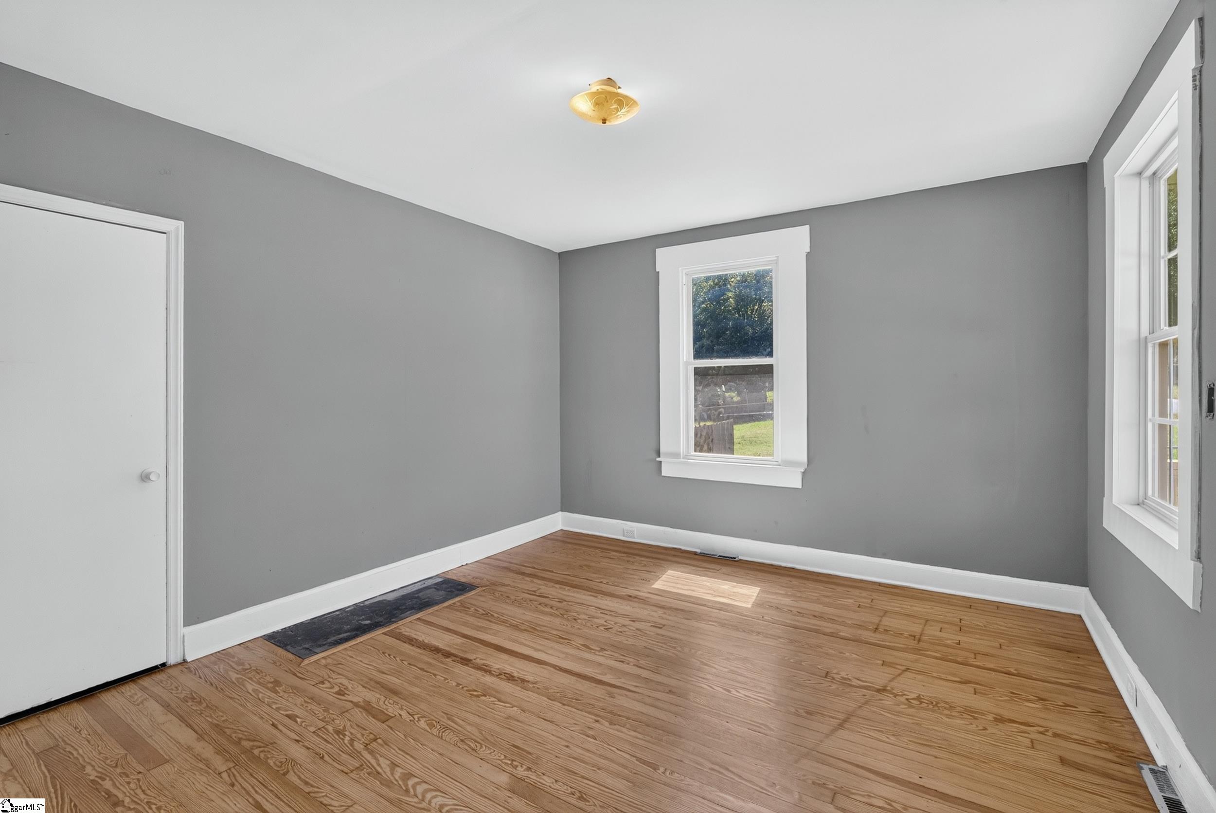 12 S Main Street Property Photo 15
