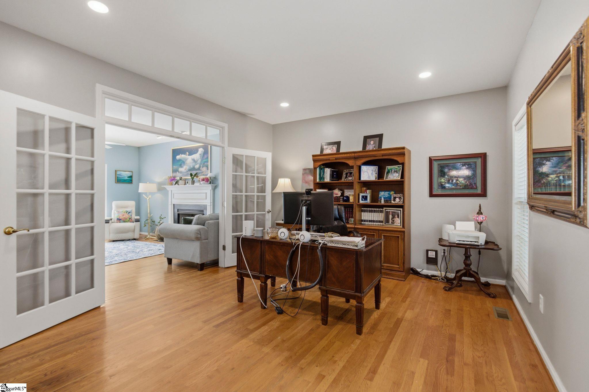 3 Chestnut Hill Place Property Photo 4