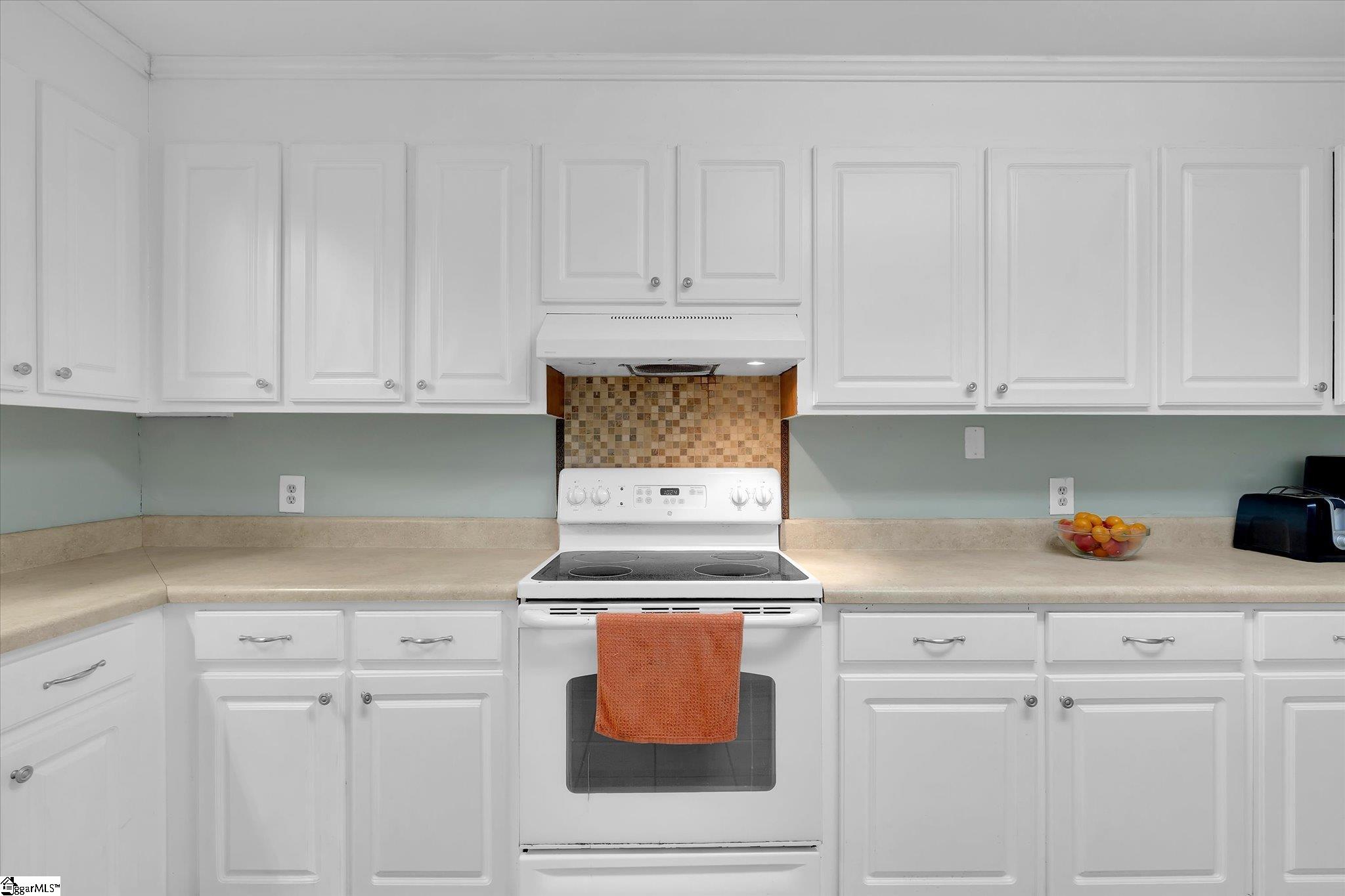 105 Sunset Court Property Photo 12