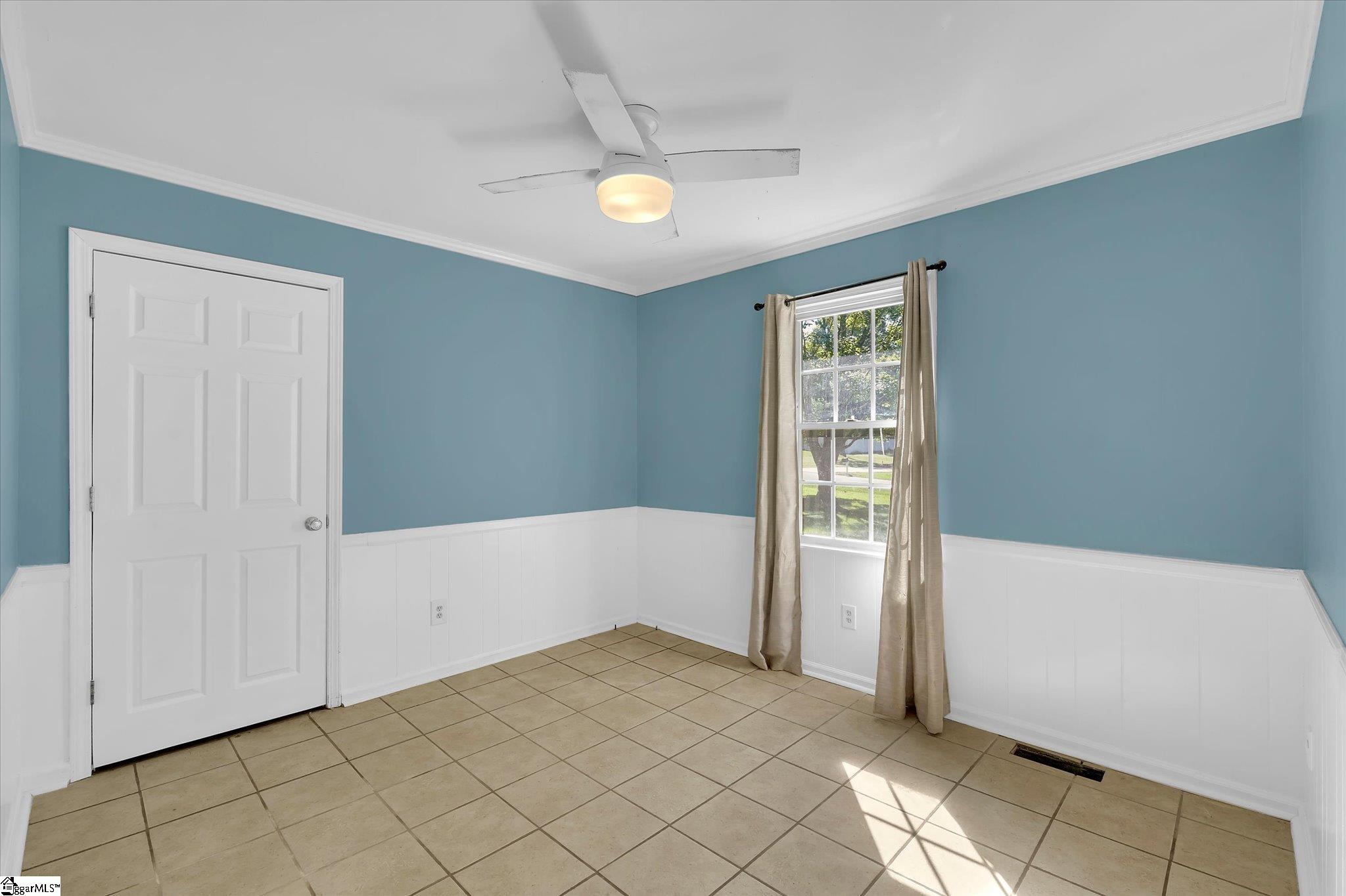 105 Sunset Court Property Photo 16