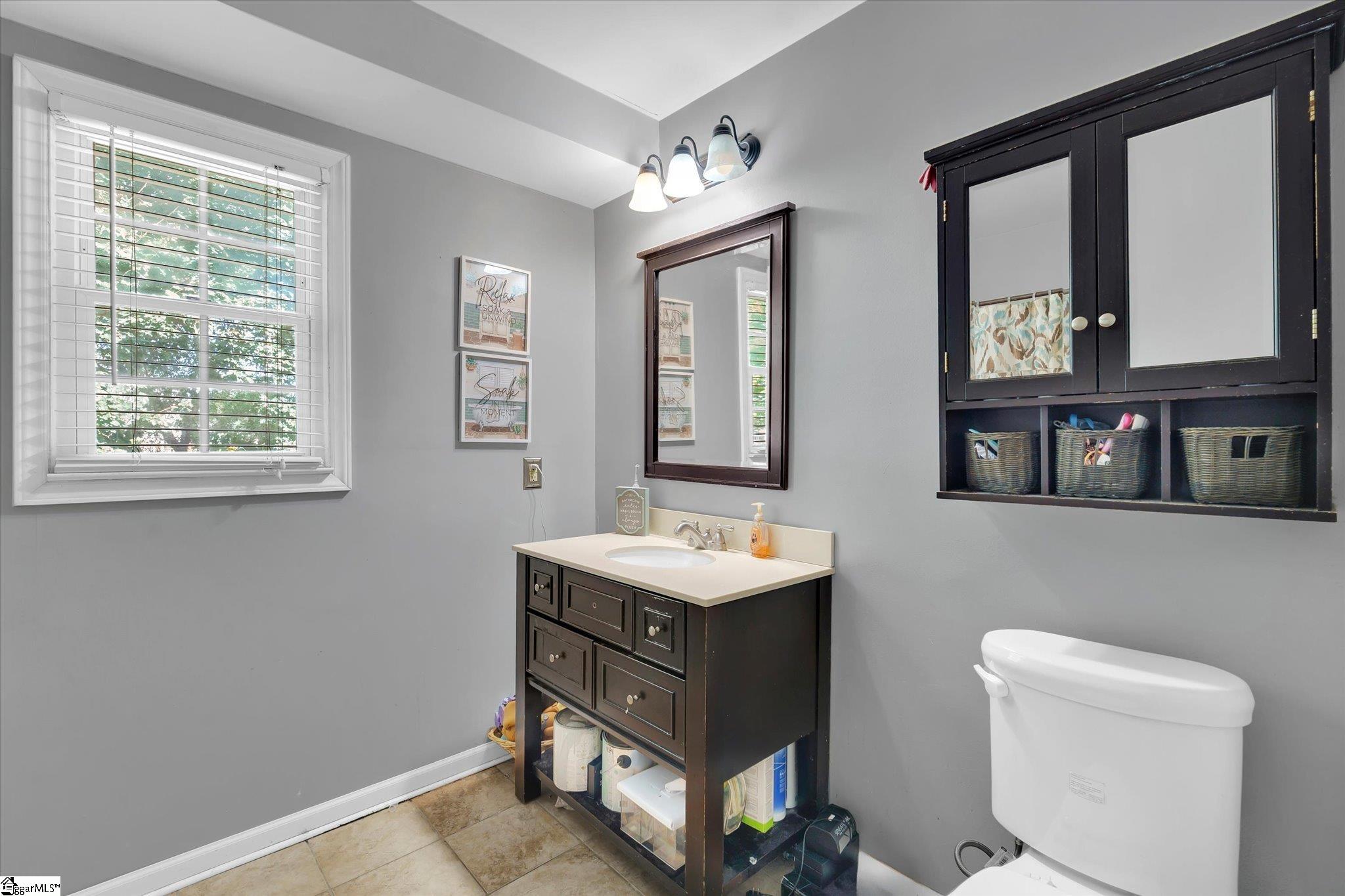 105 Sunset Court Property Photo 22