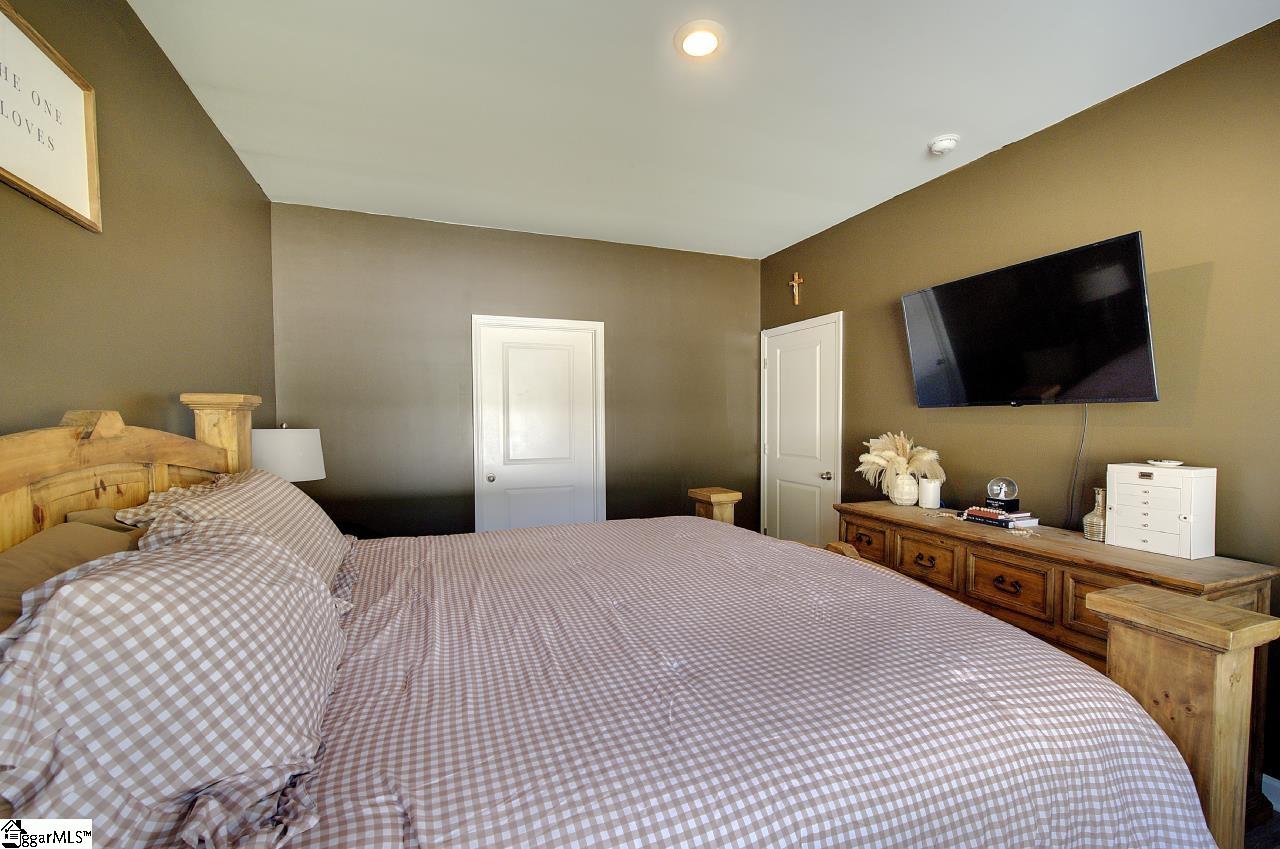 480 Bucky Drive Property Photo 12