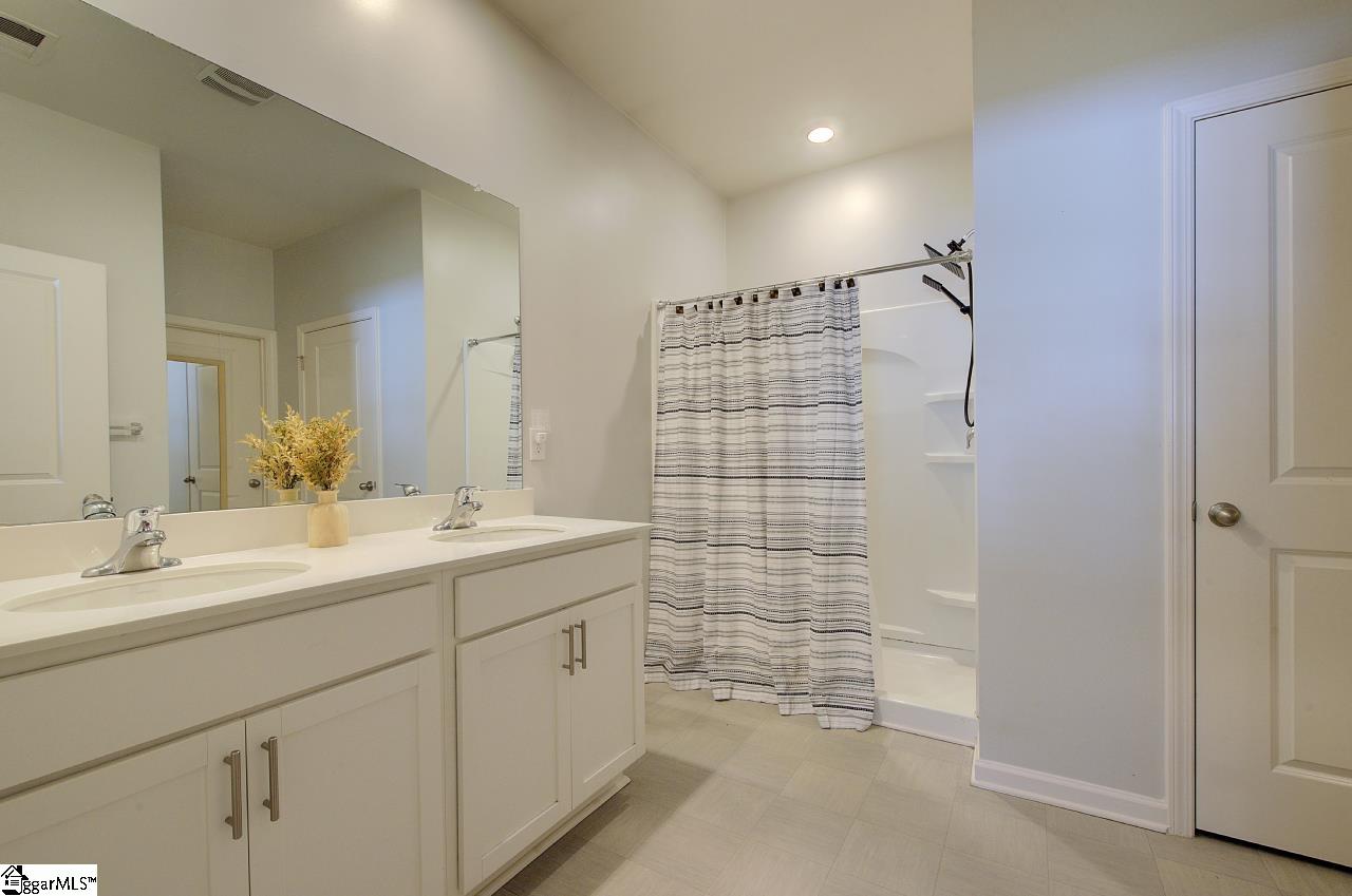 480 Bucky Drive Property Photo 14