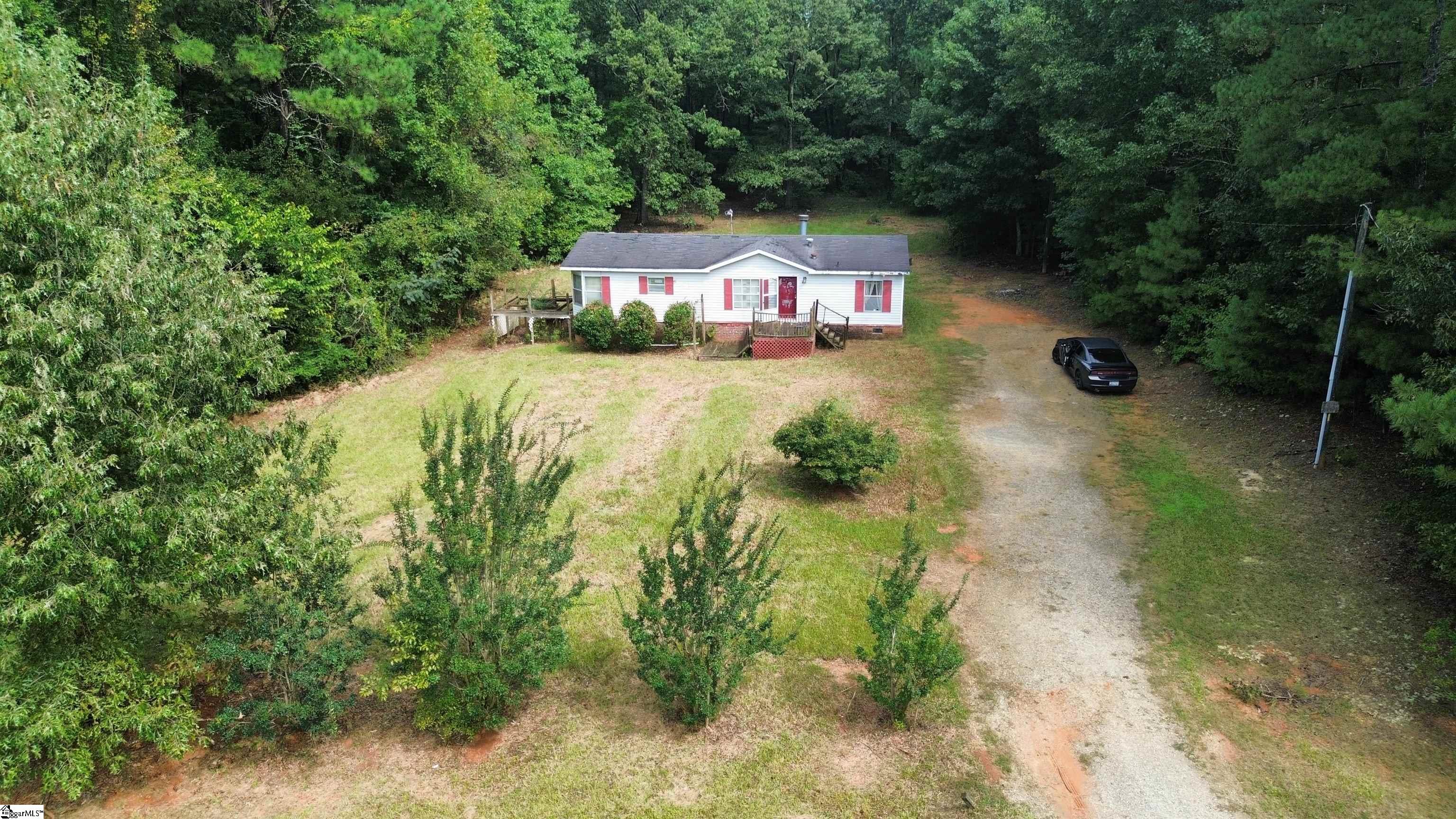 604 Bar B Villa Road Property Photo 3