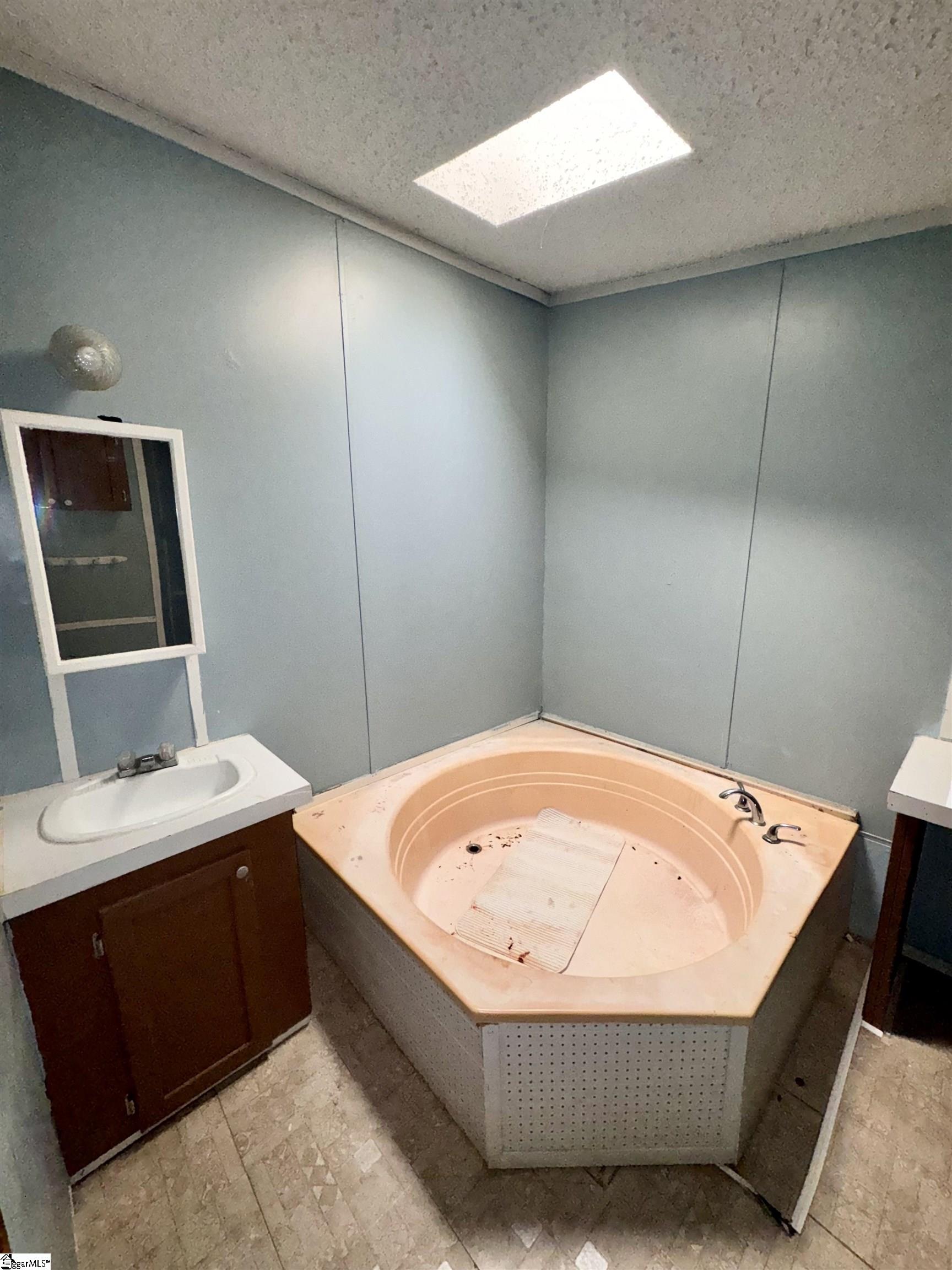 604 Bar B Villa Road Property Photo 13