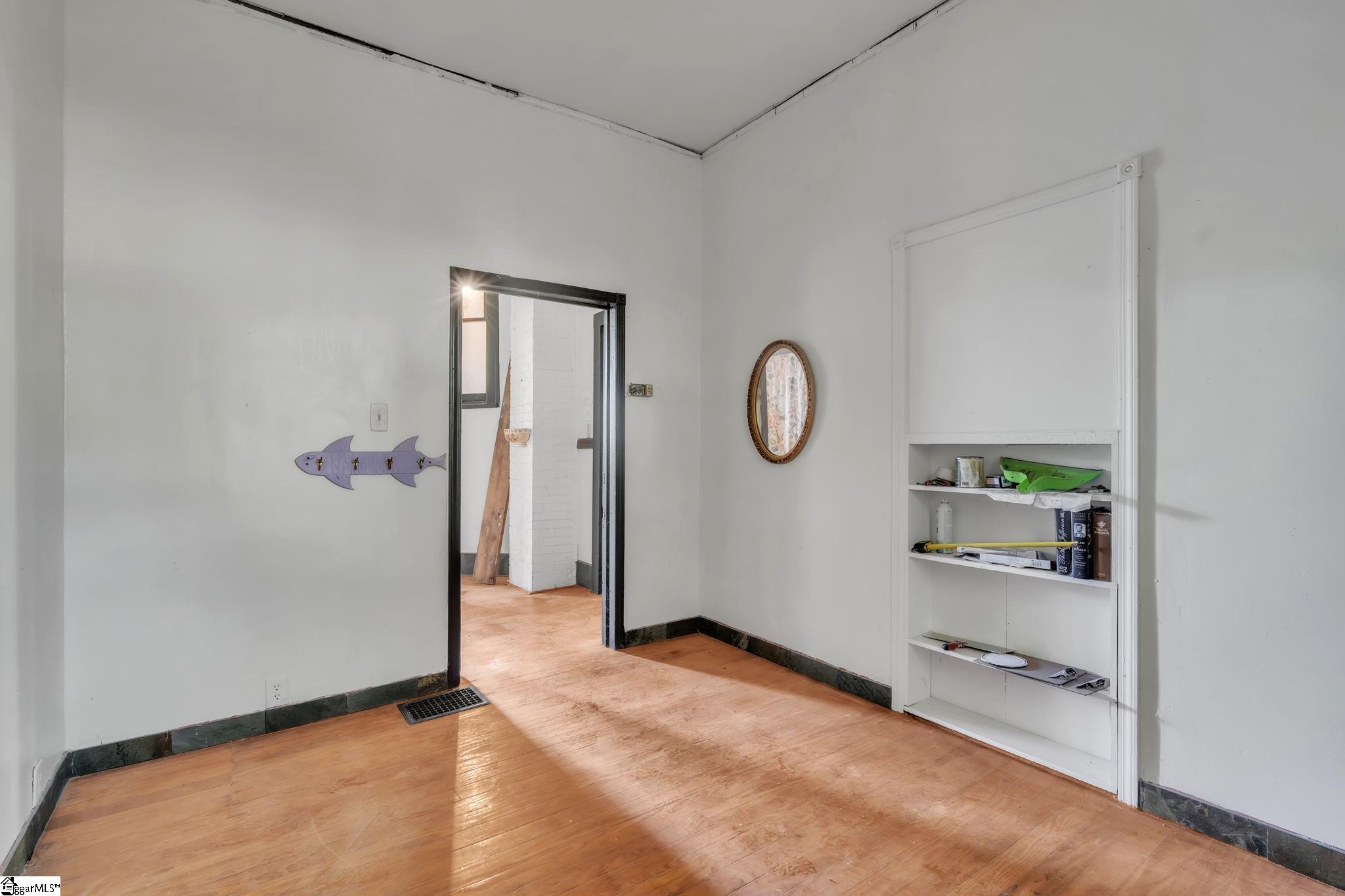 120 Anderson Street Property Photo 20
