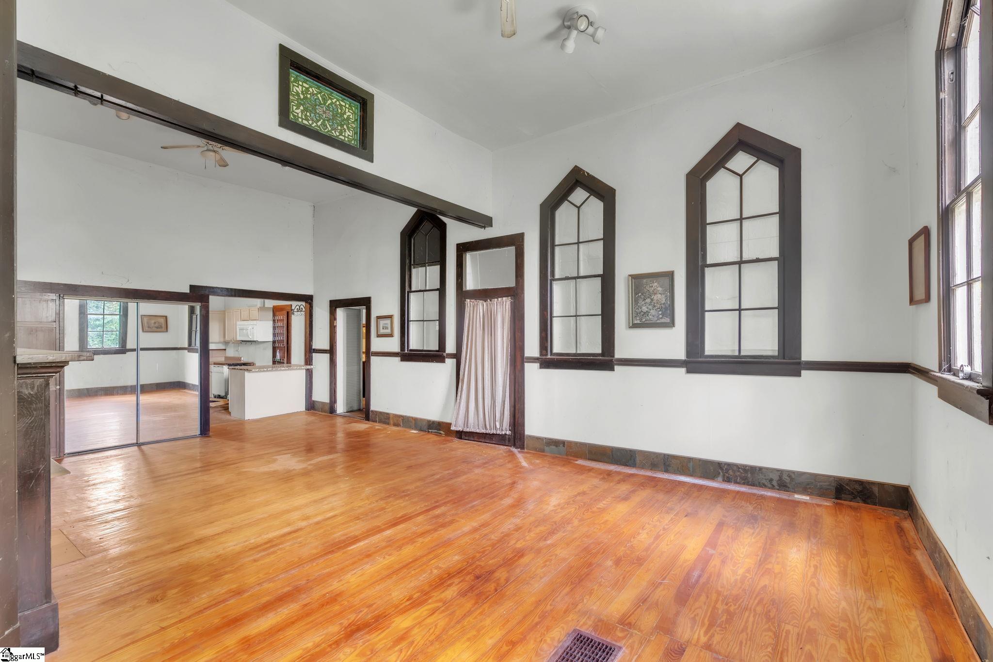120 Anderson Street Property Photo 21