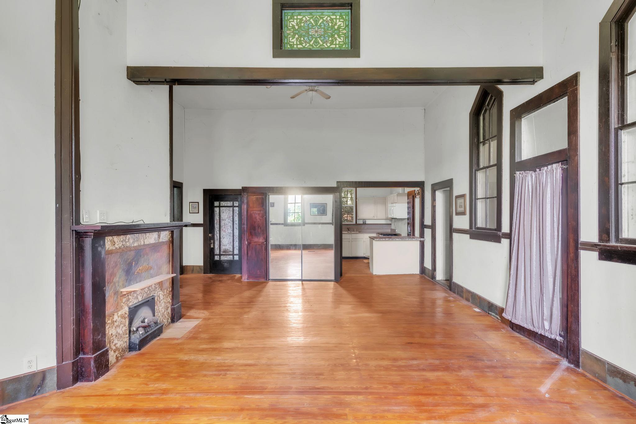 120 Anderson Street Property Photo 23