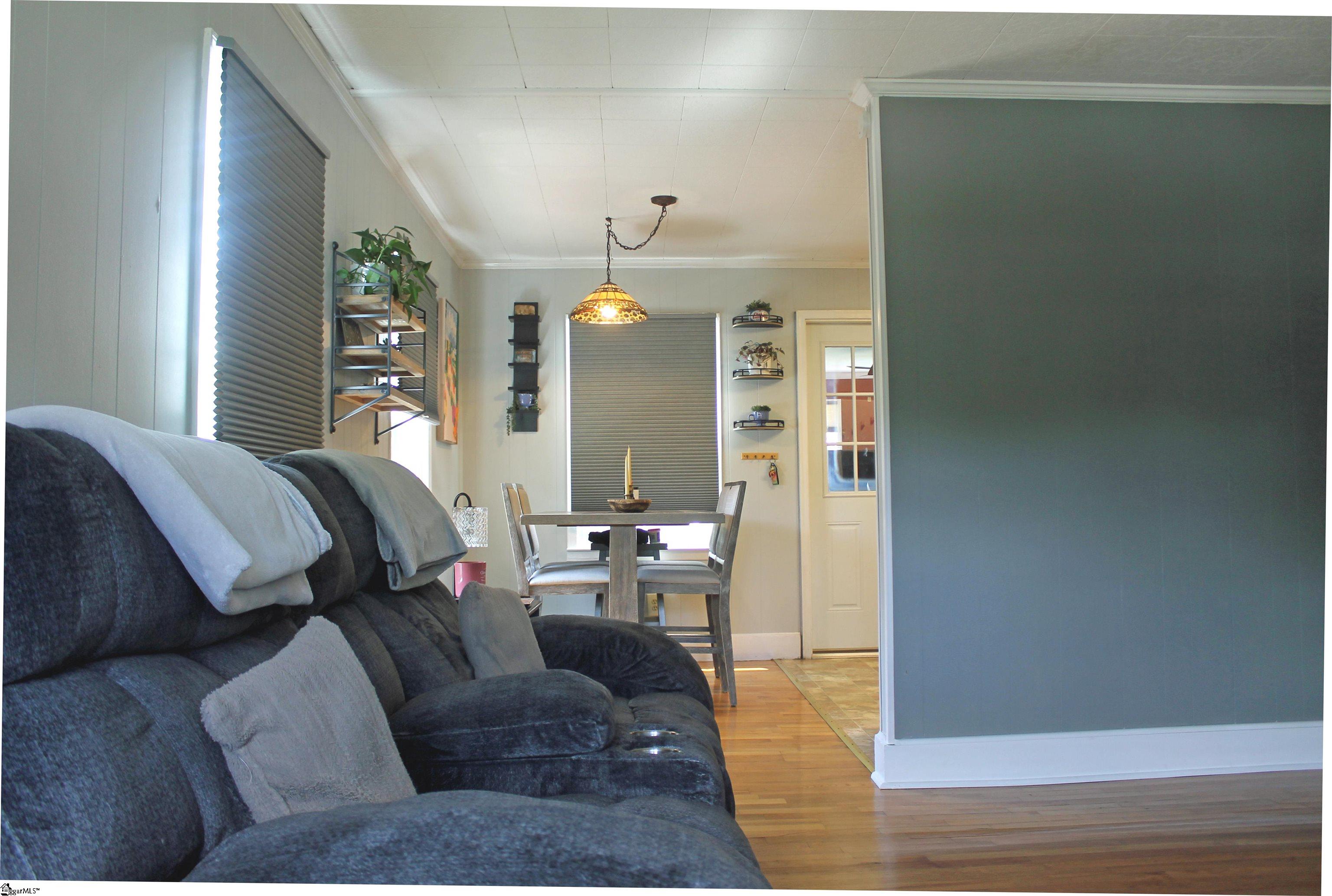 31 Racine Court Property Photo 5