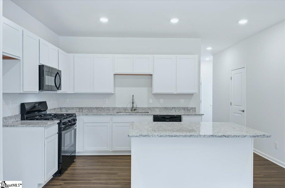 50 Lone Cypress Street Property Photo 11