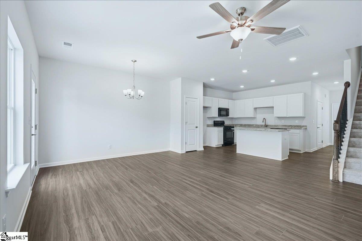 50 Lone Cypress Street Property Photo 17