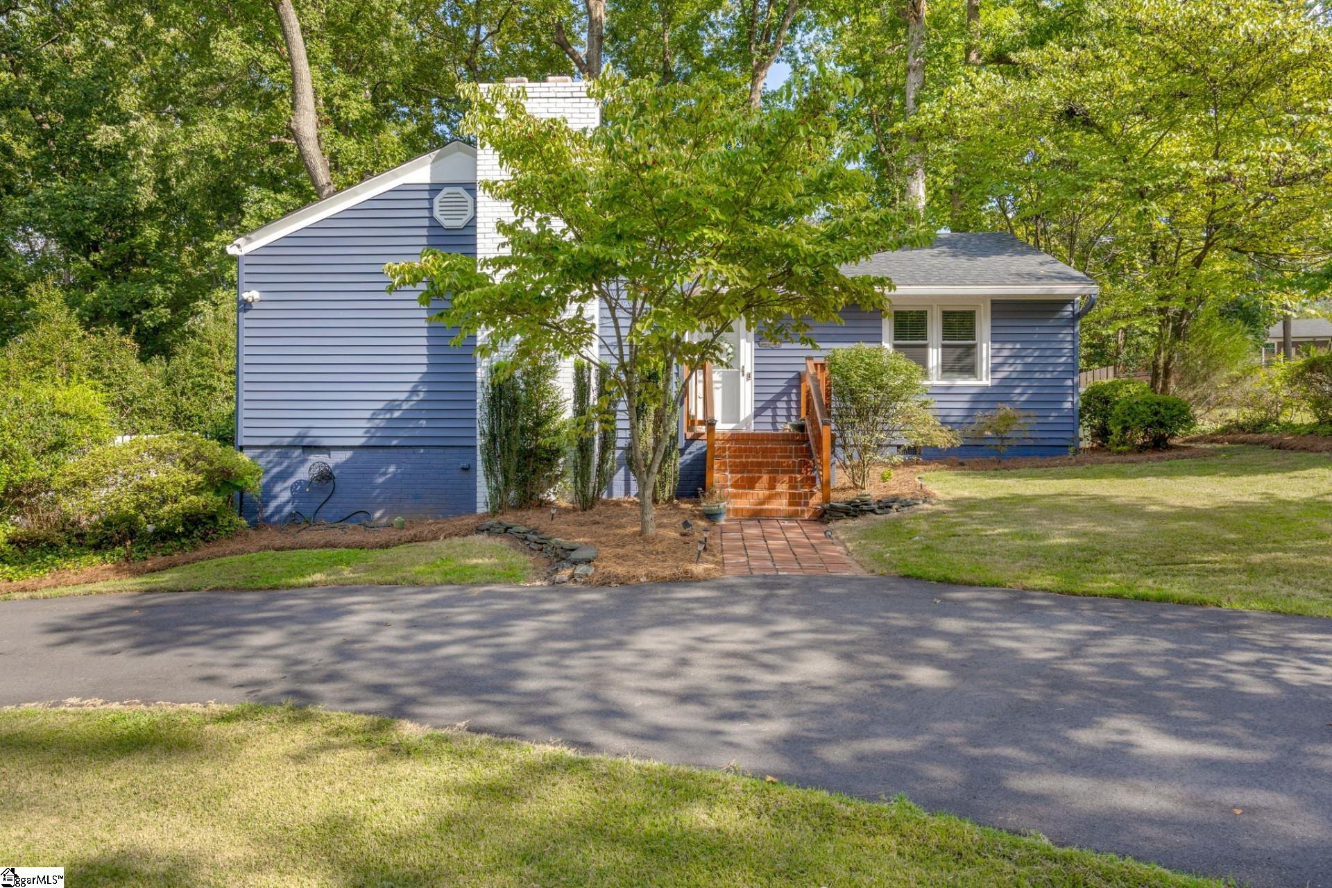 34 Brookside Circle Property Photo 3