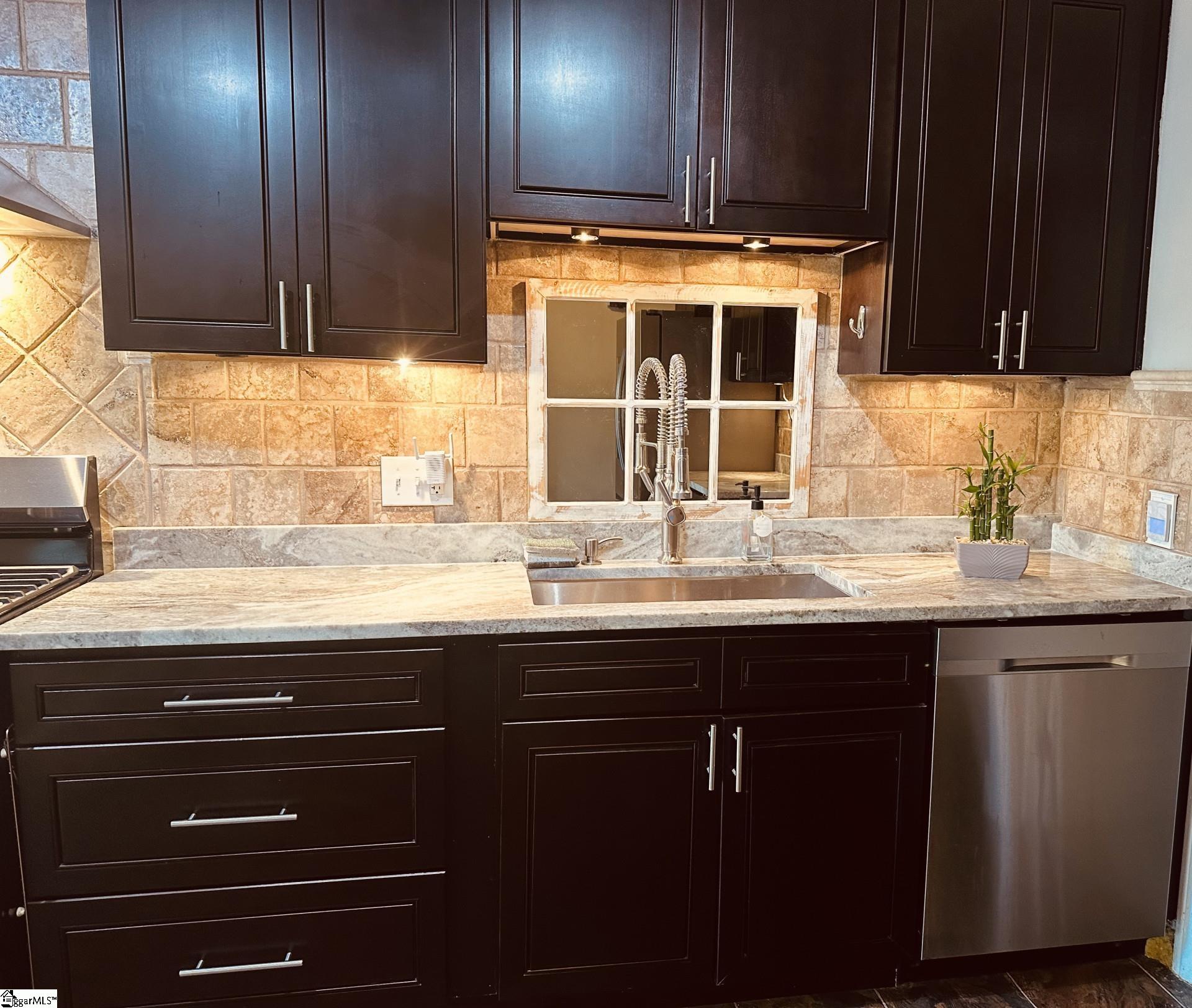 34 Brookside Circle Property Photo 8
