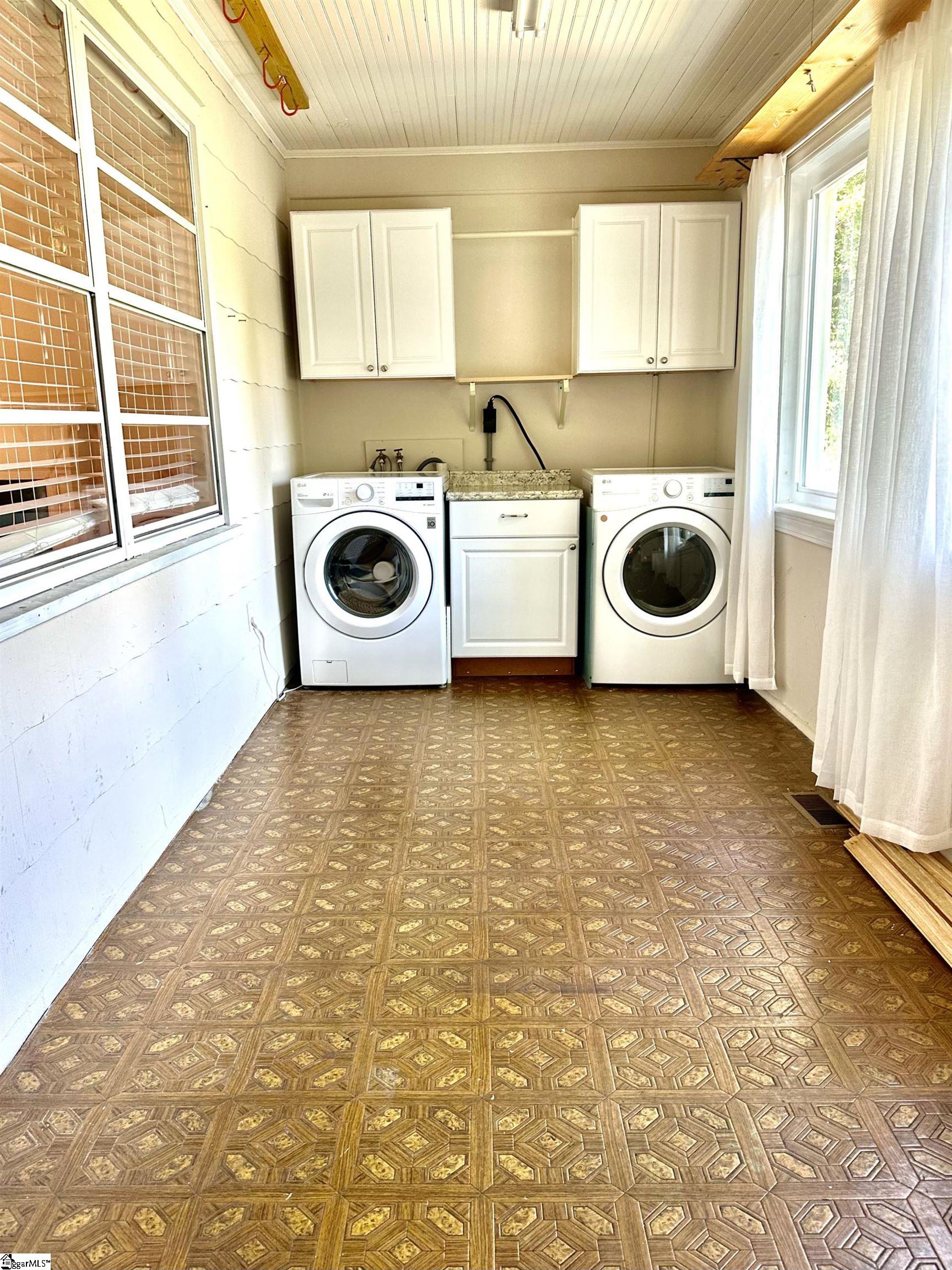 34 Brookside Circle Property Photo 23