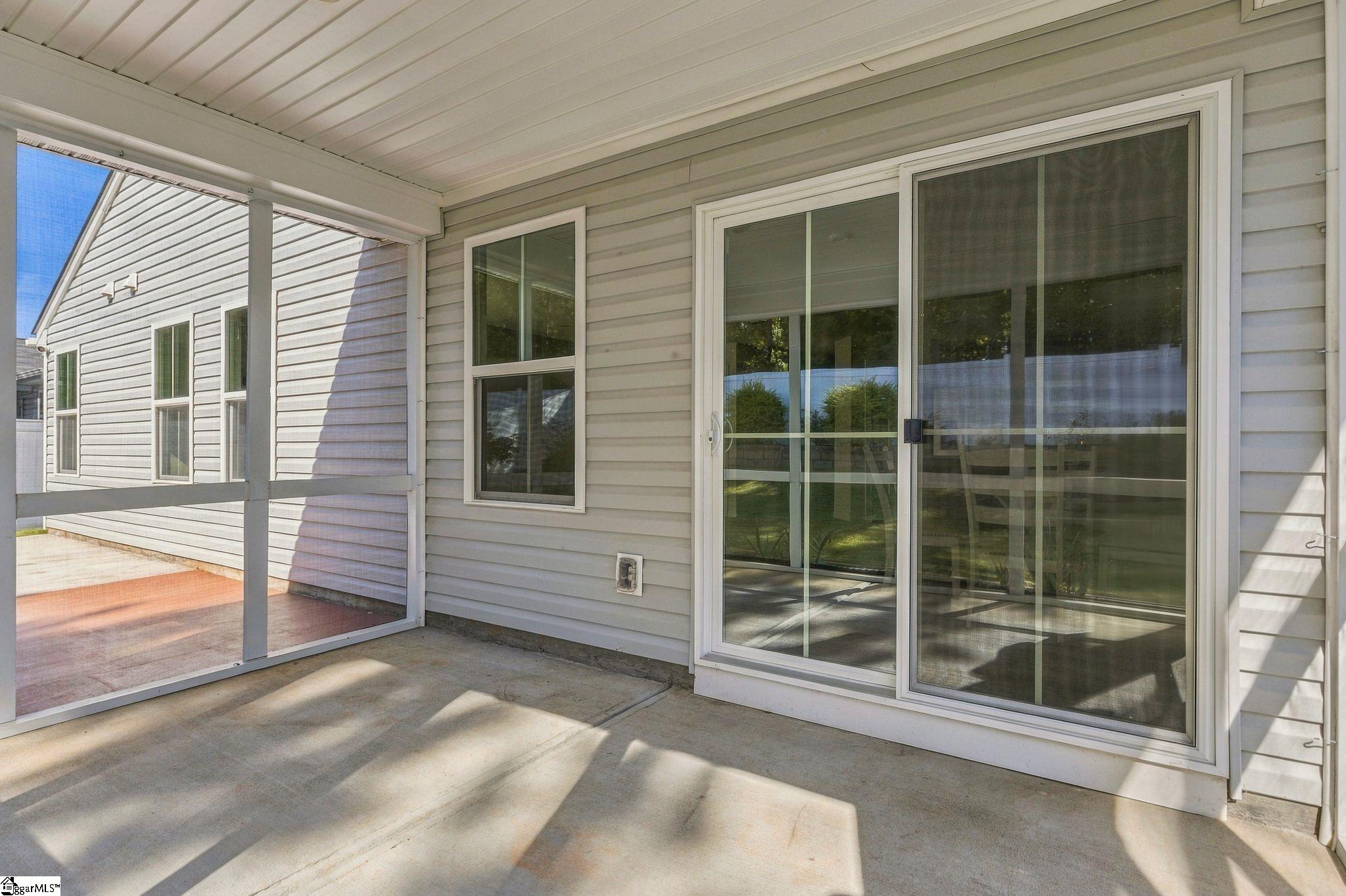 407 Vernonburg Court Property Photo 10