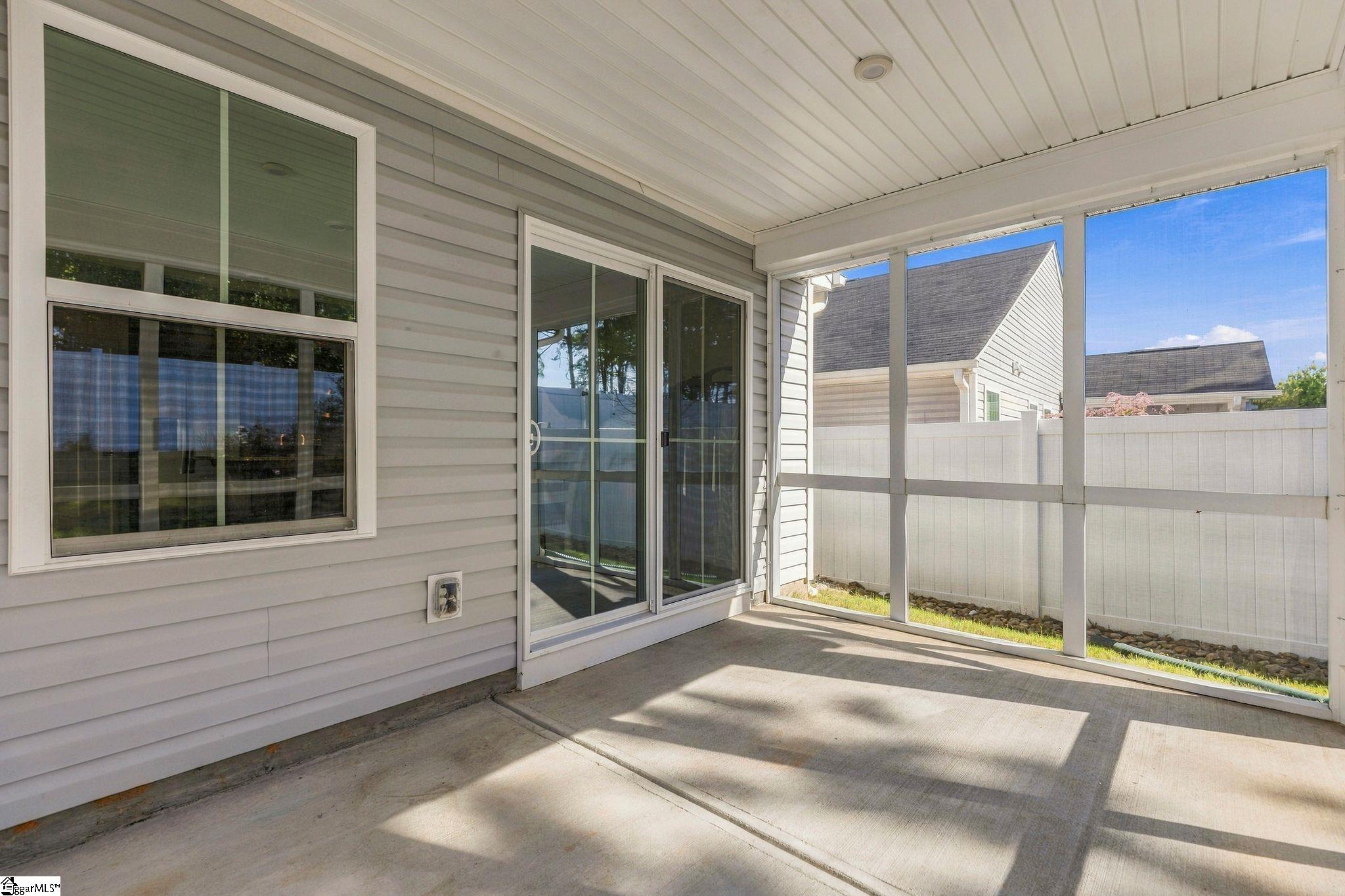 407 Vernonburg Court Property Photo 11