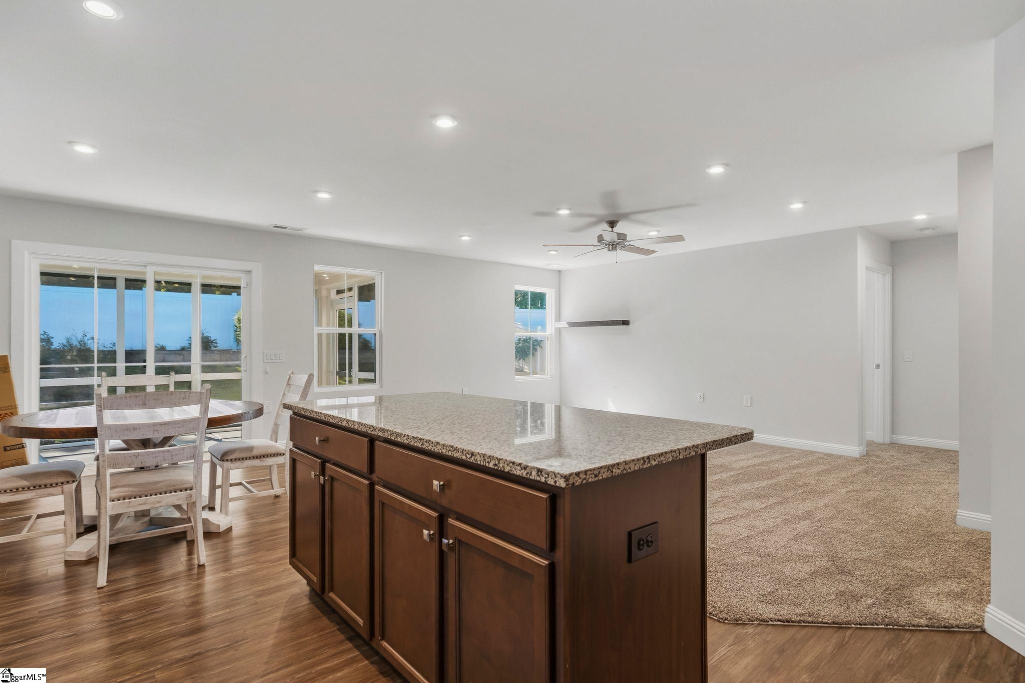 407 Vernonburg Court Property Photo 18