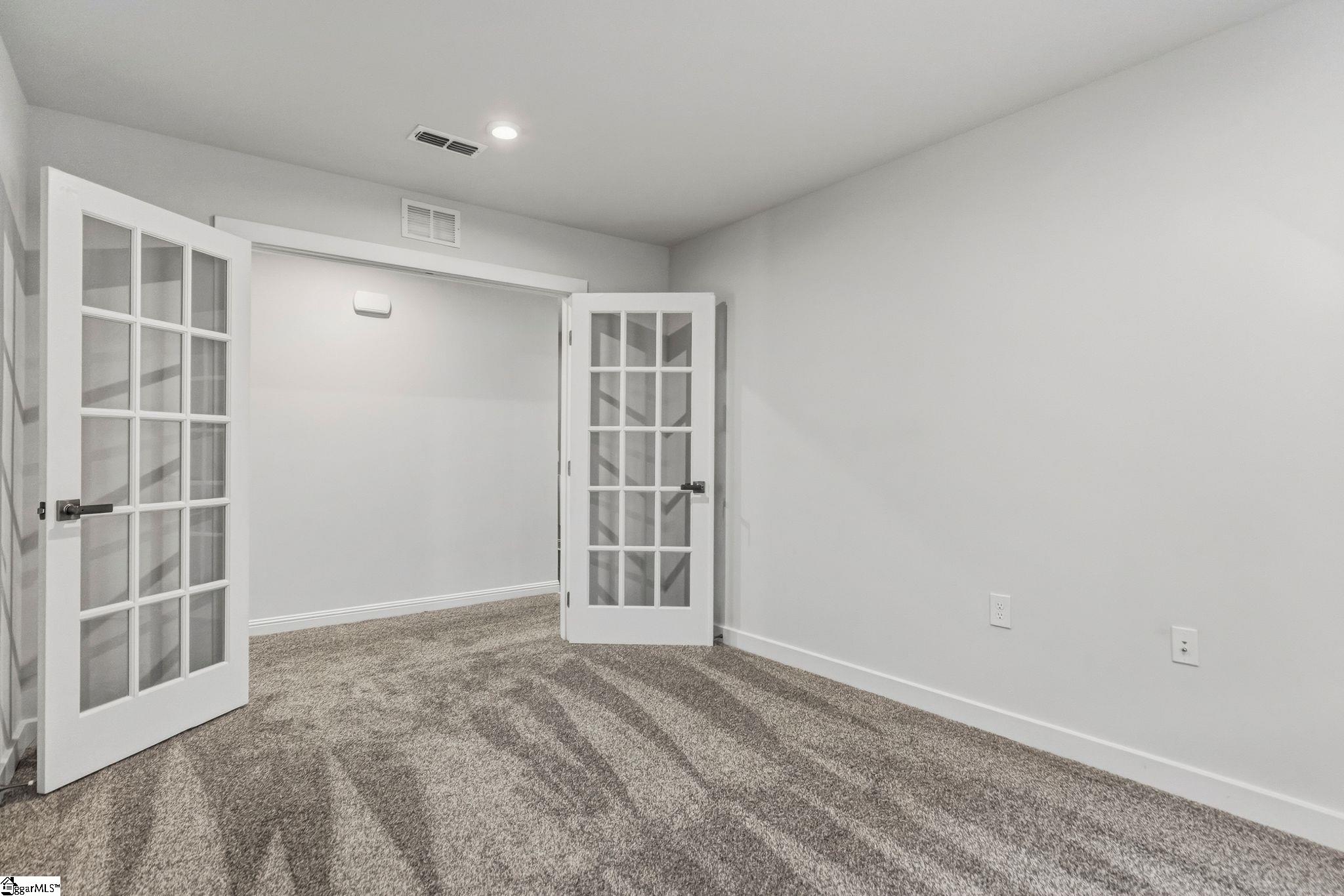 407 Vernonburg Court Property Photo 19
