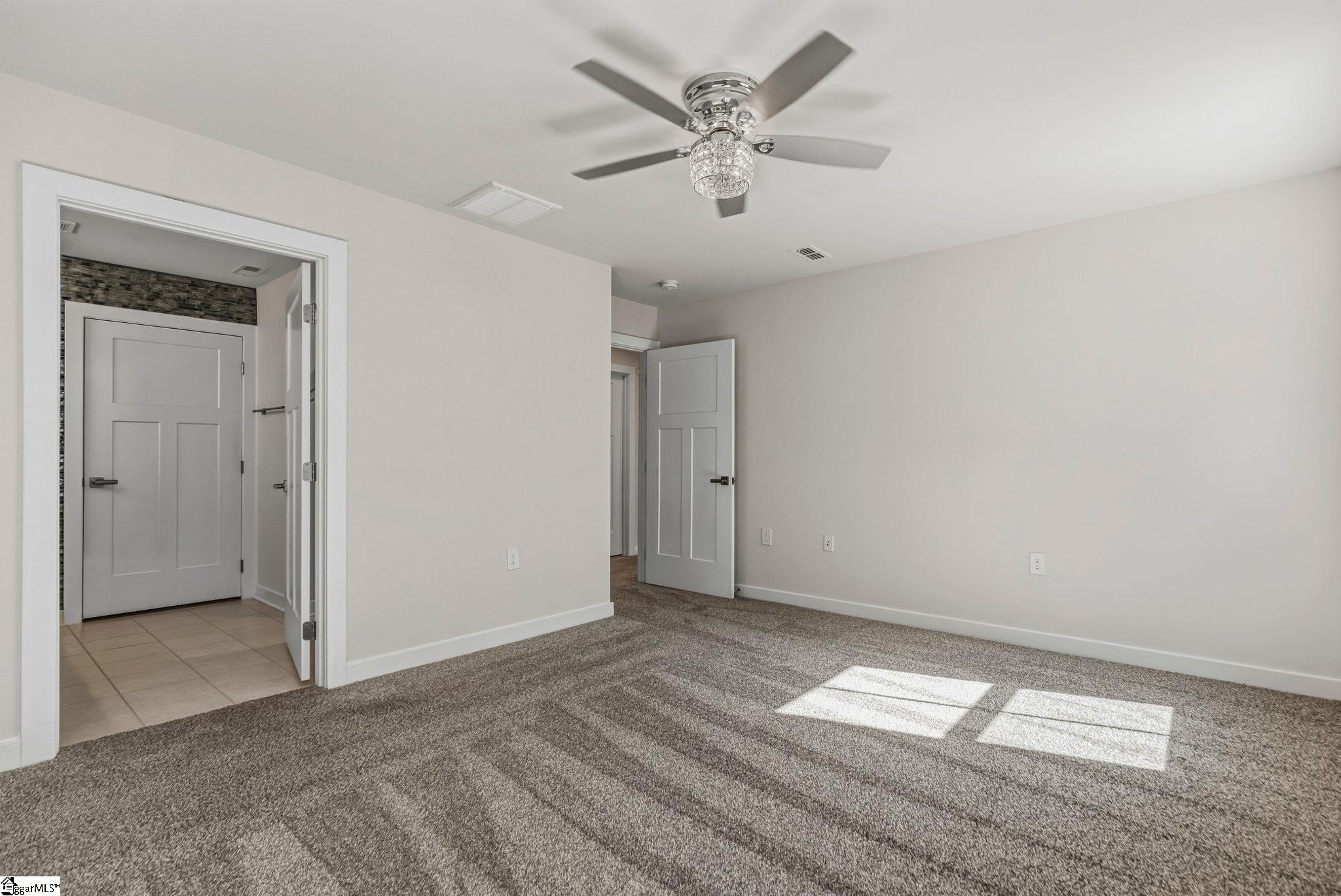 407 Vernonburg Court Property Photo 22
