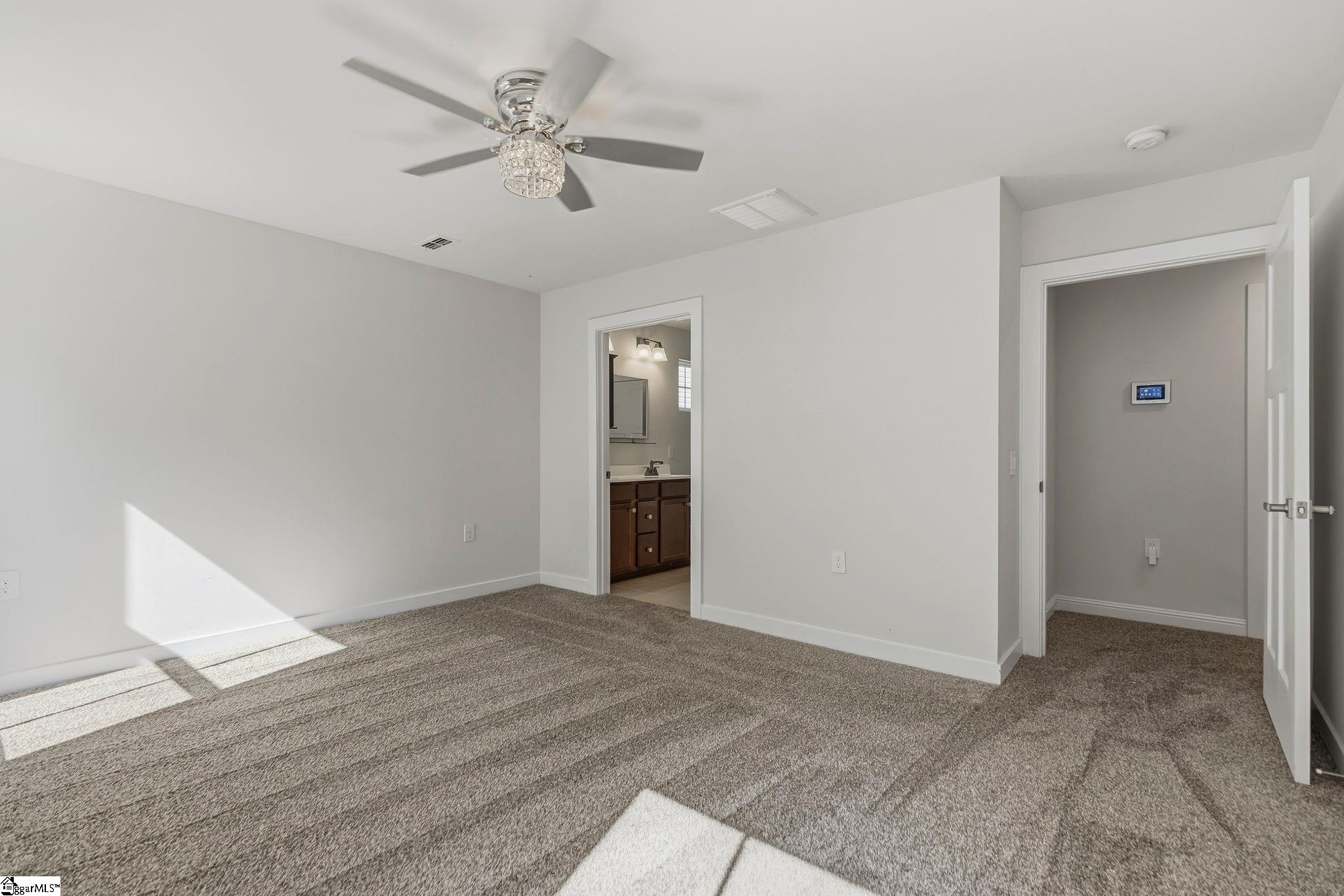 407 Vernonburg Court Property Photo 24