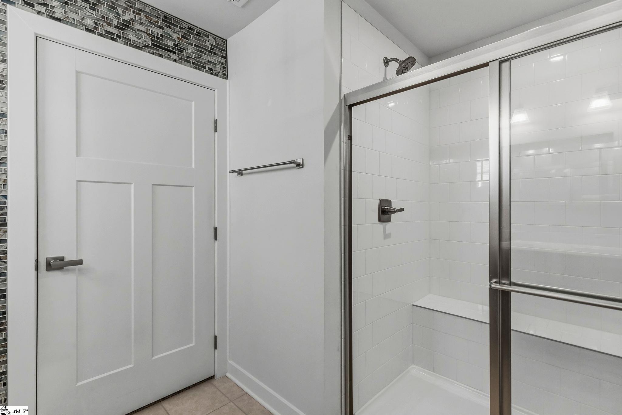 407 Vernonburg Court Property Photo 26