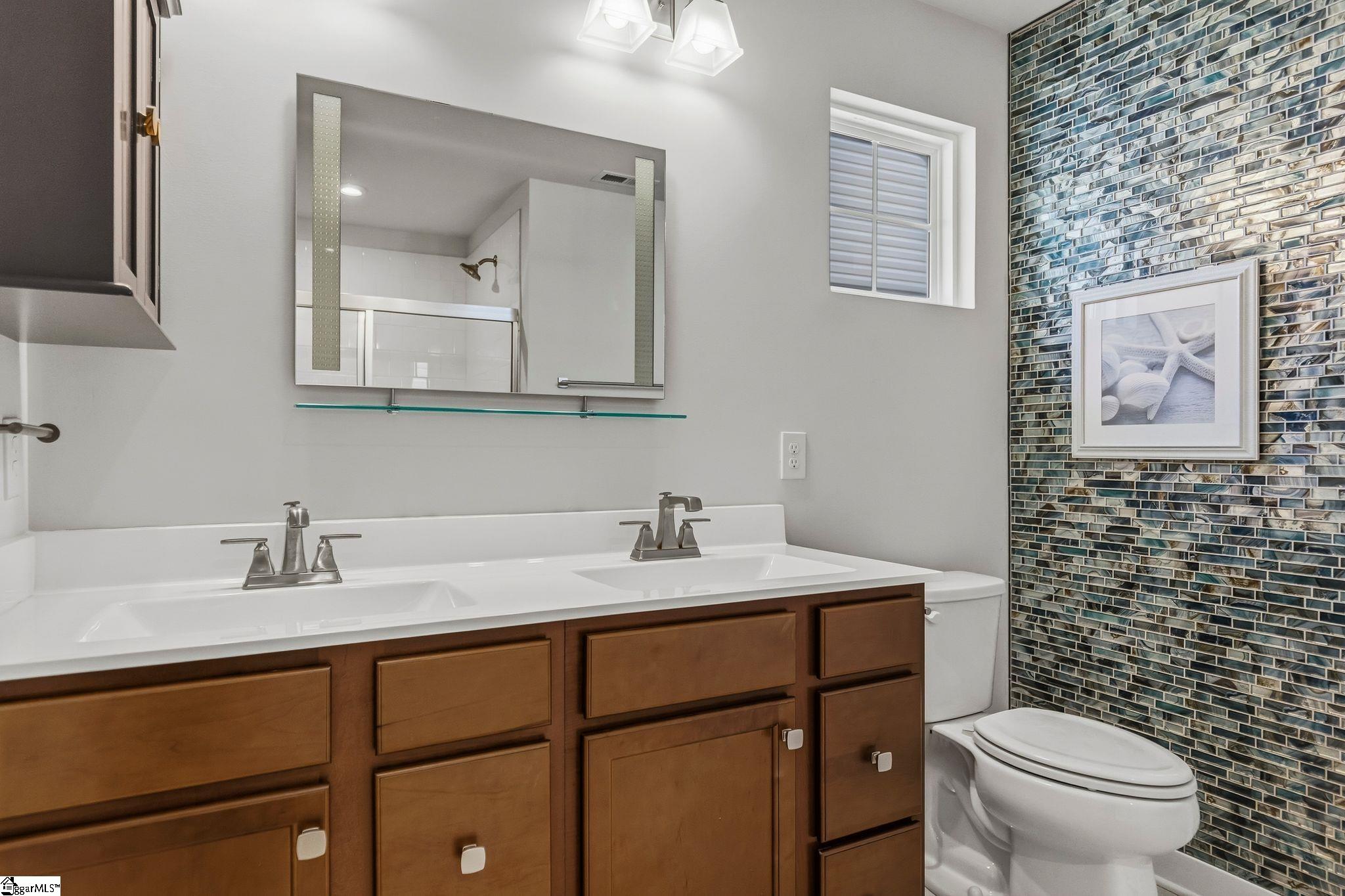 407 Vernonburg Court Property Photo 29