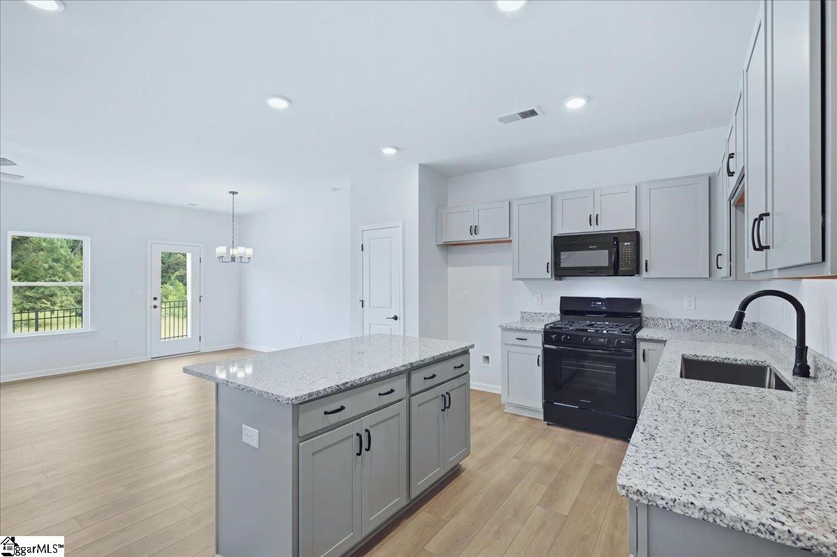 52 Lone Cypress Street Property Photo 9