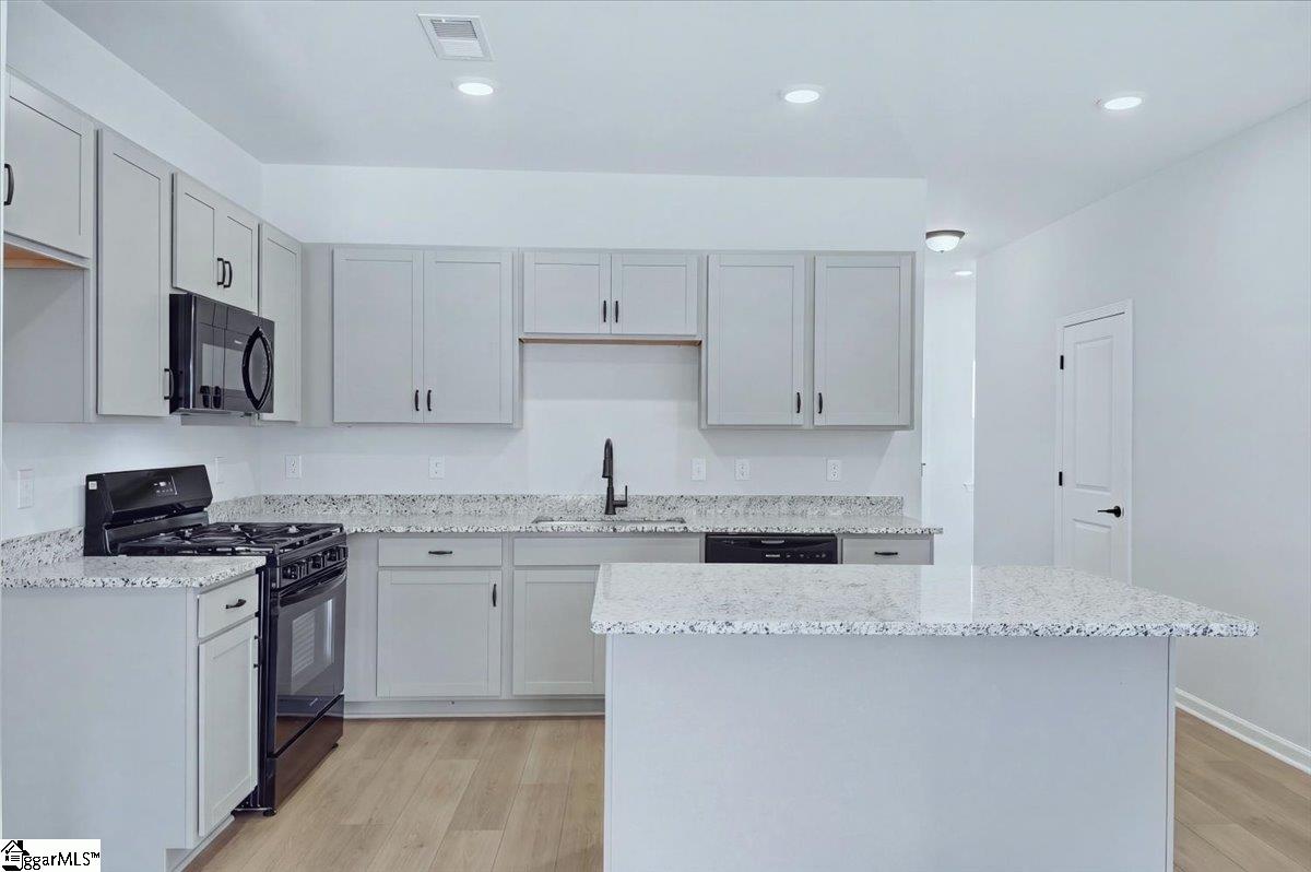 52 Lone Cypress Street Property Photo 11