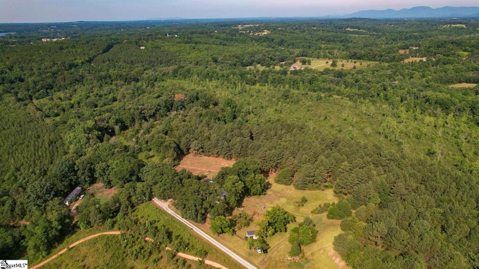 200 Lowe Lane Property Photo 3