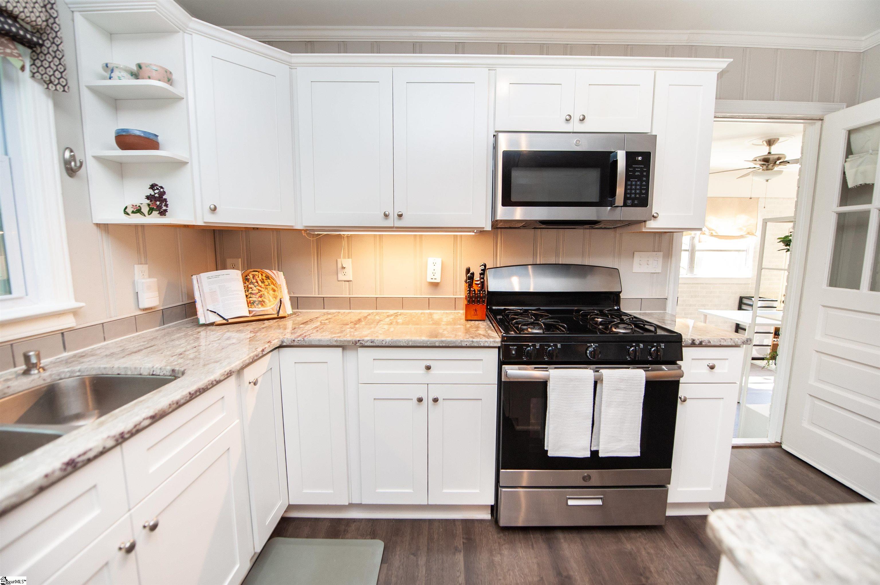 2 Selwyn Drive Property Photo 9