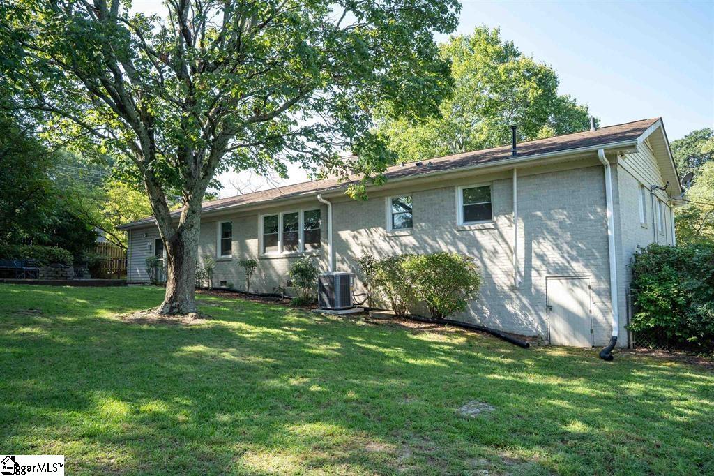2 Selwyn Drive Property Photo 34