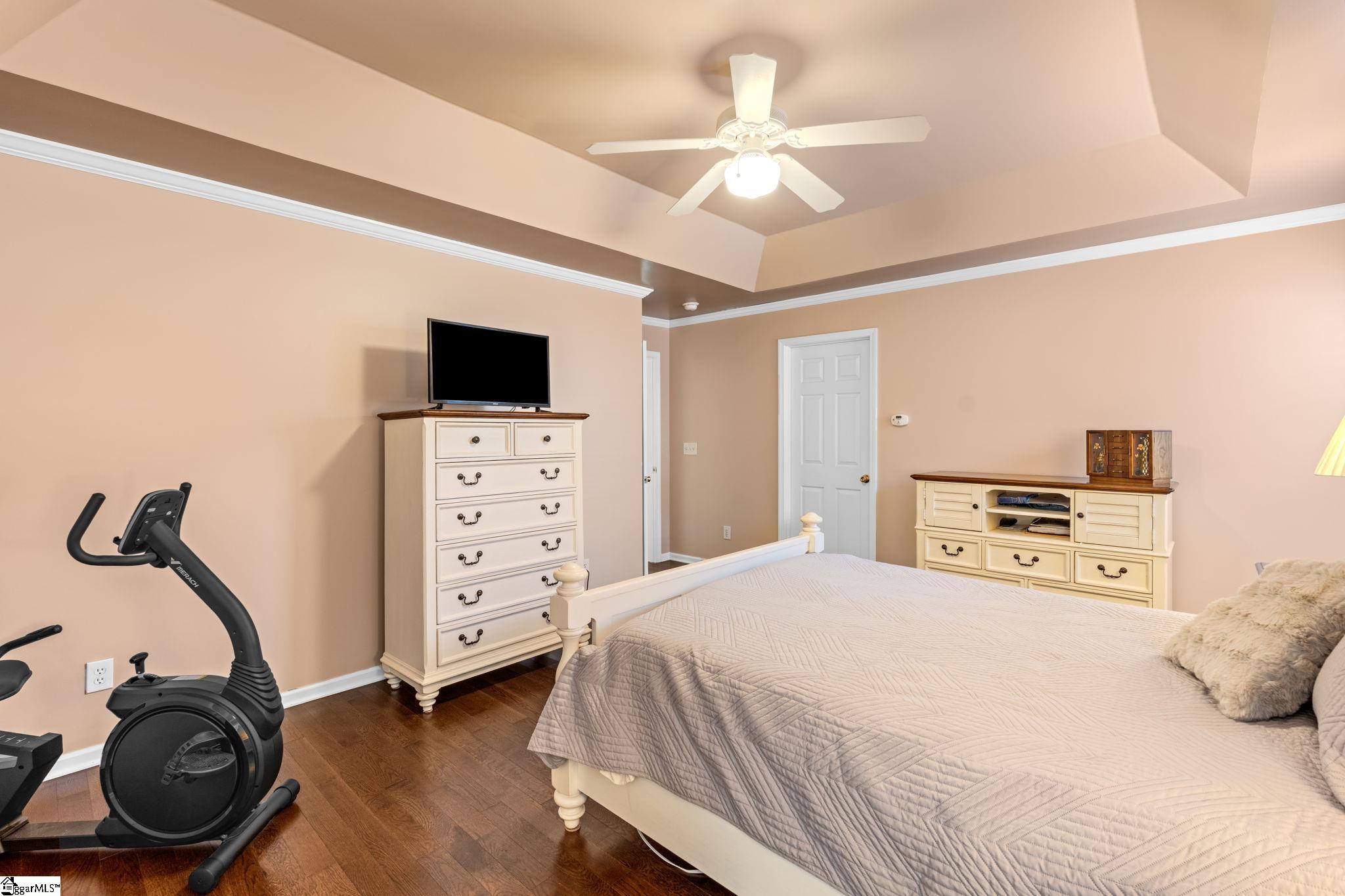 121 Century Oaks Drive Property Photo 26