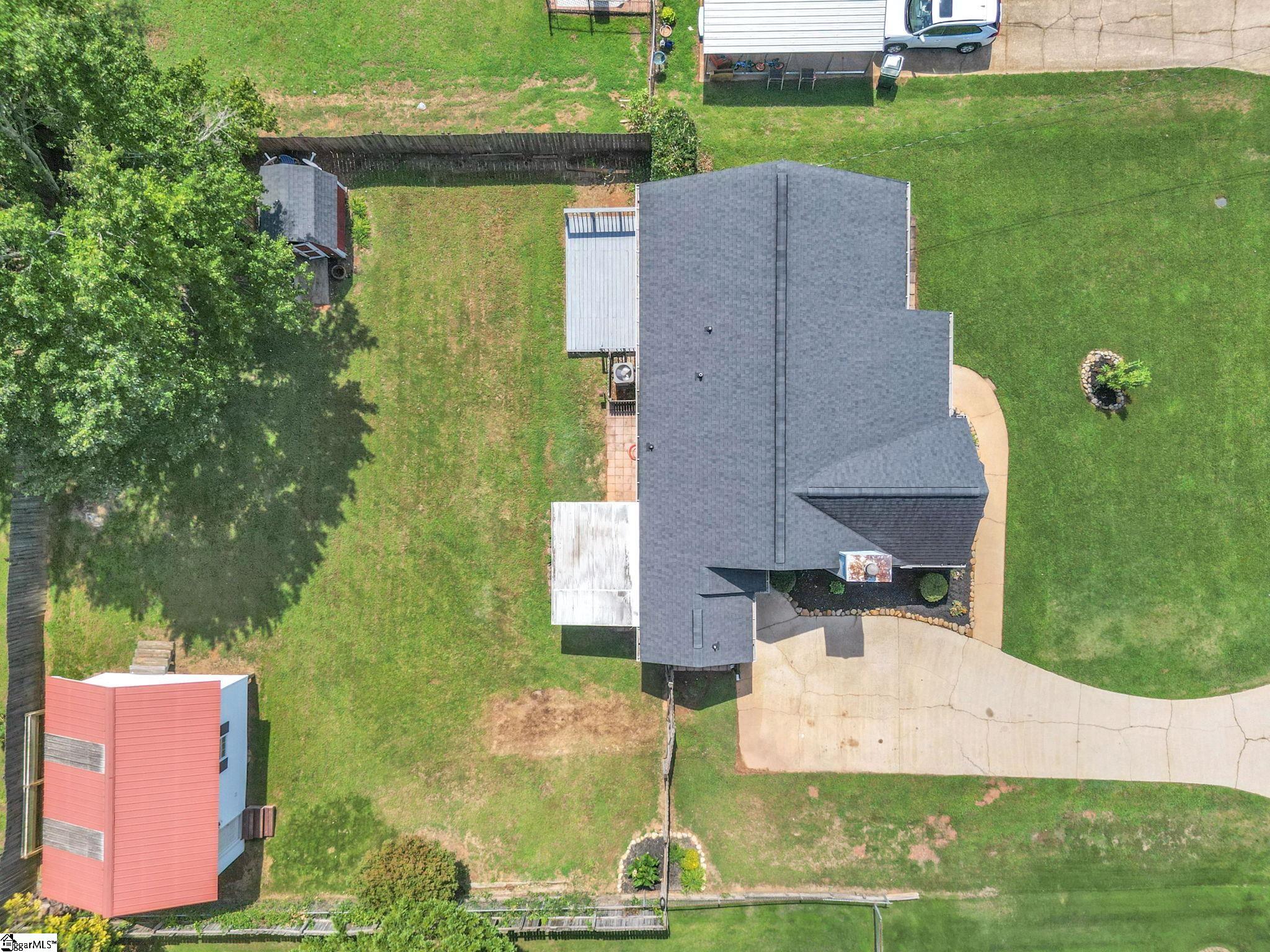 114 Saturn Lane Property Photo 24
