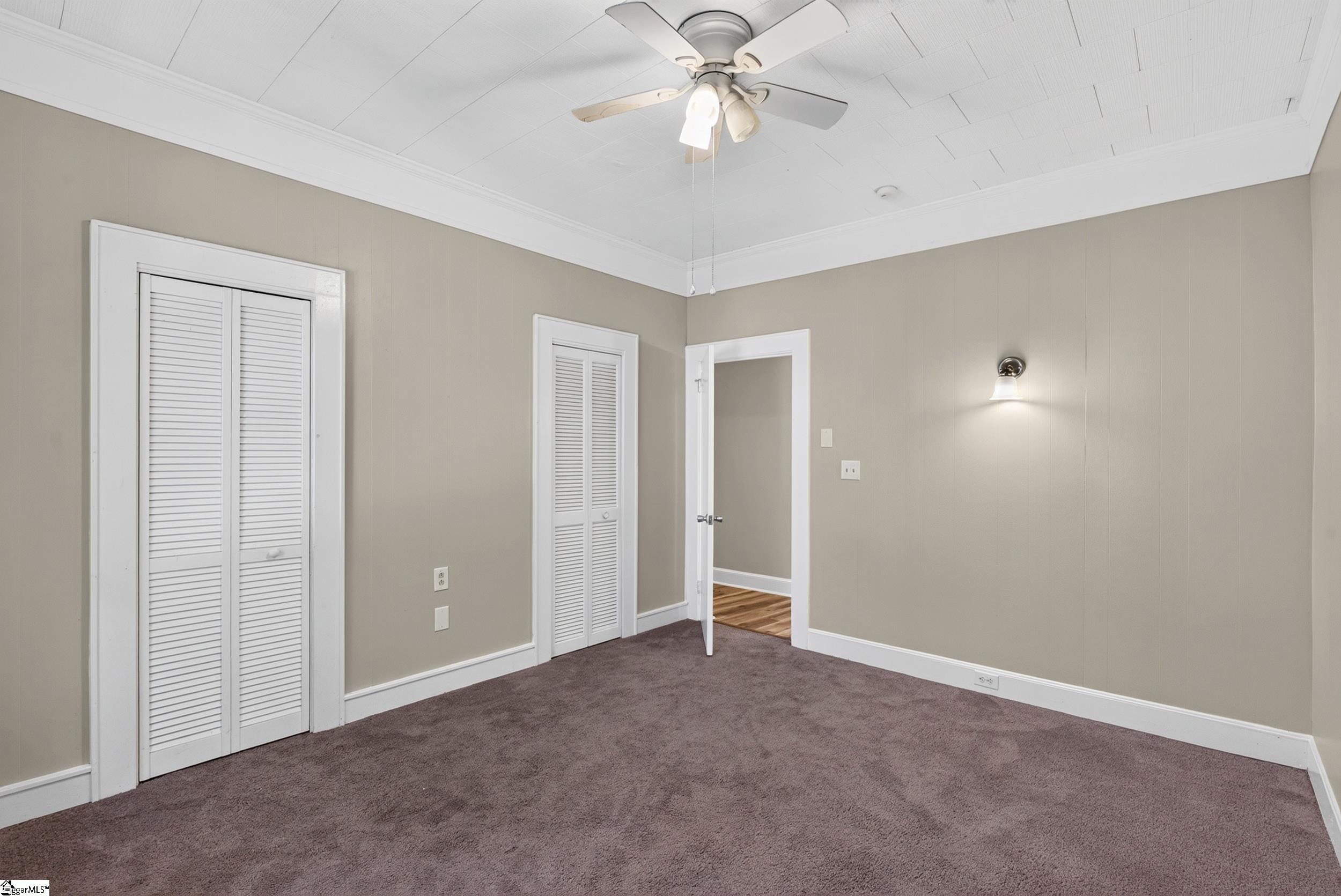 19 N Washington Avenue Property Photo 11
