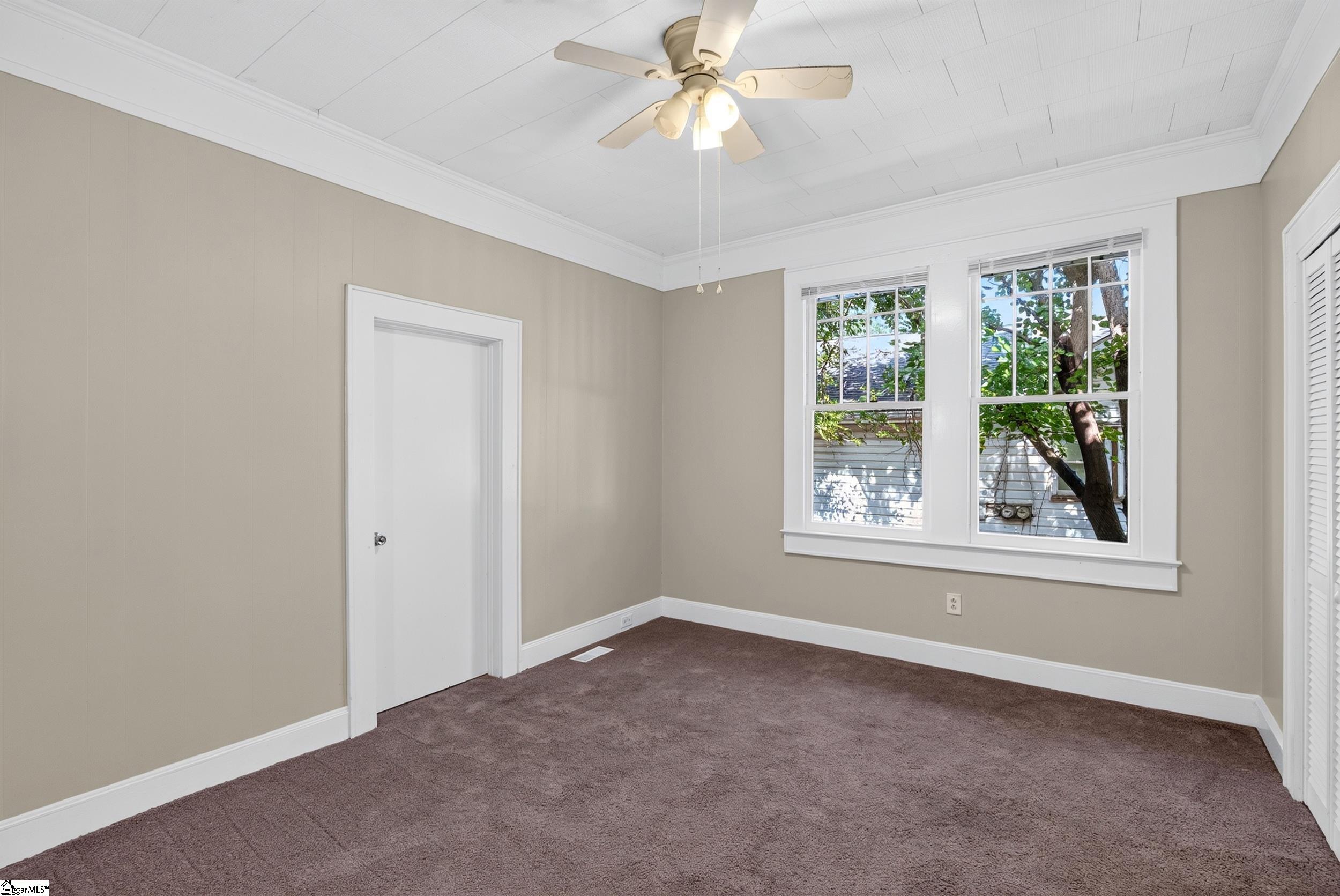 19 N Washington Avenue Property Photo 12