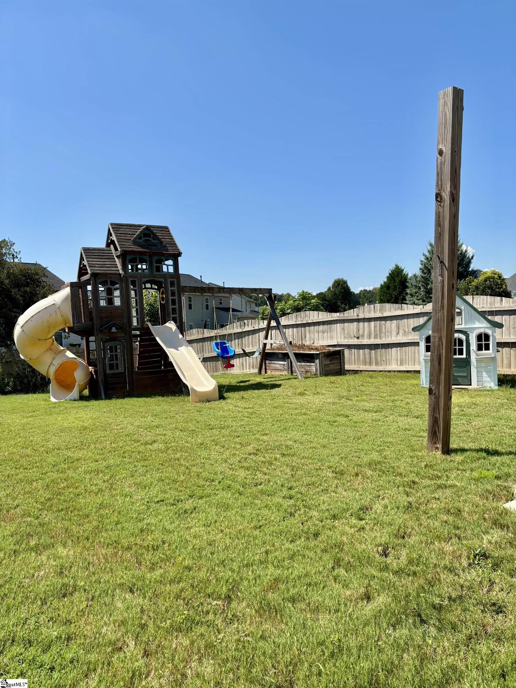255 Mercer Drive Property Photo 26