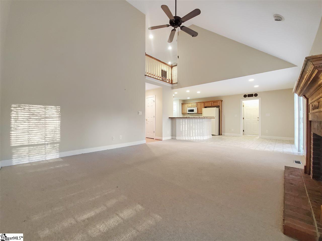 1604351 Property Photo 5