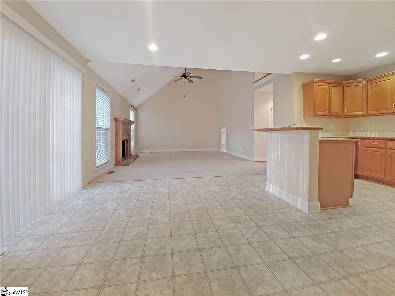 1604351 Property Photo 8
