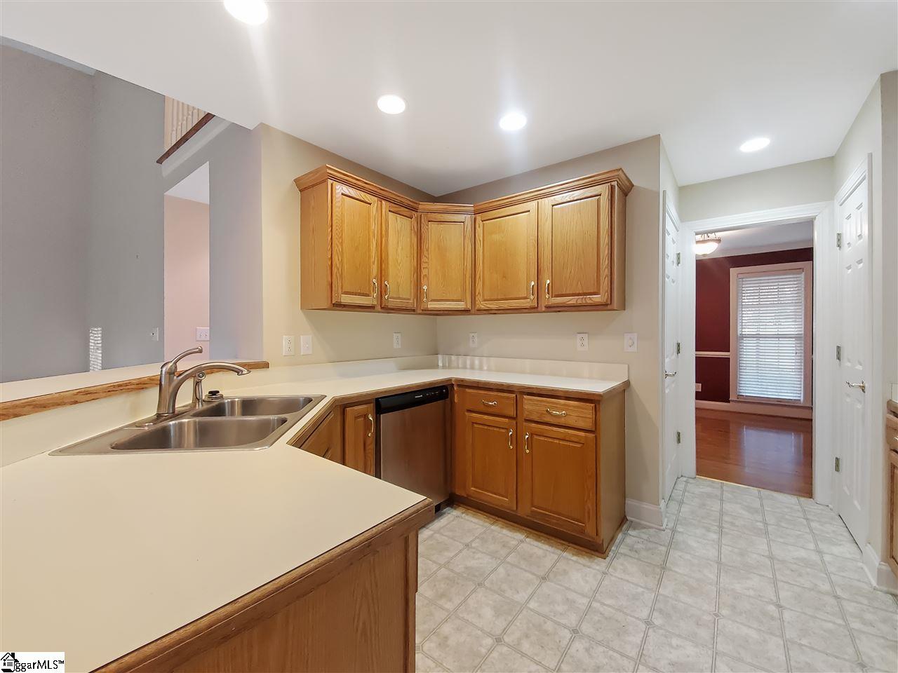 1604351 Property Photo 10