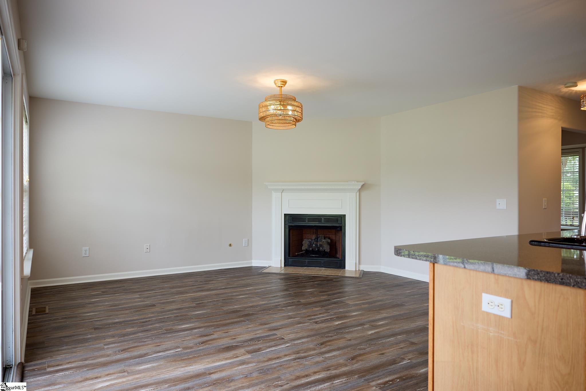 716 Hibiscus Court Property Photo 6