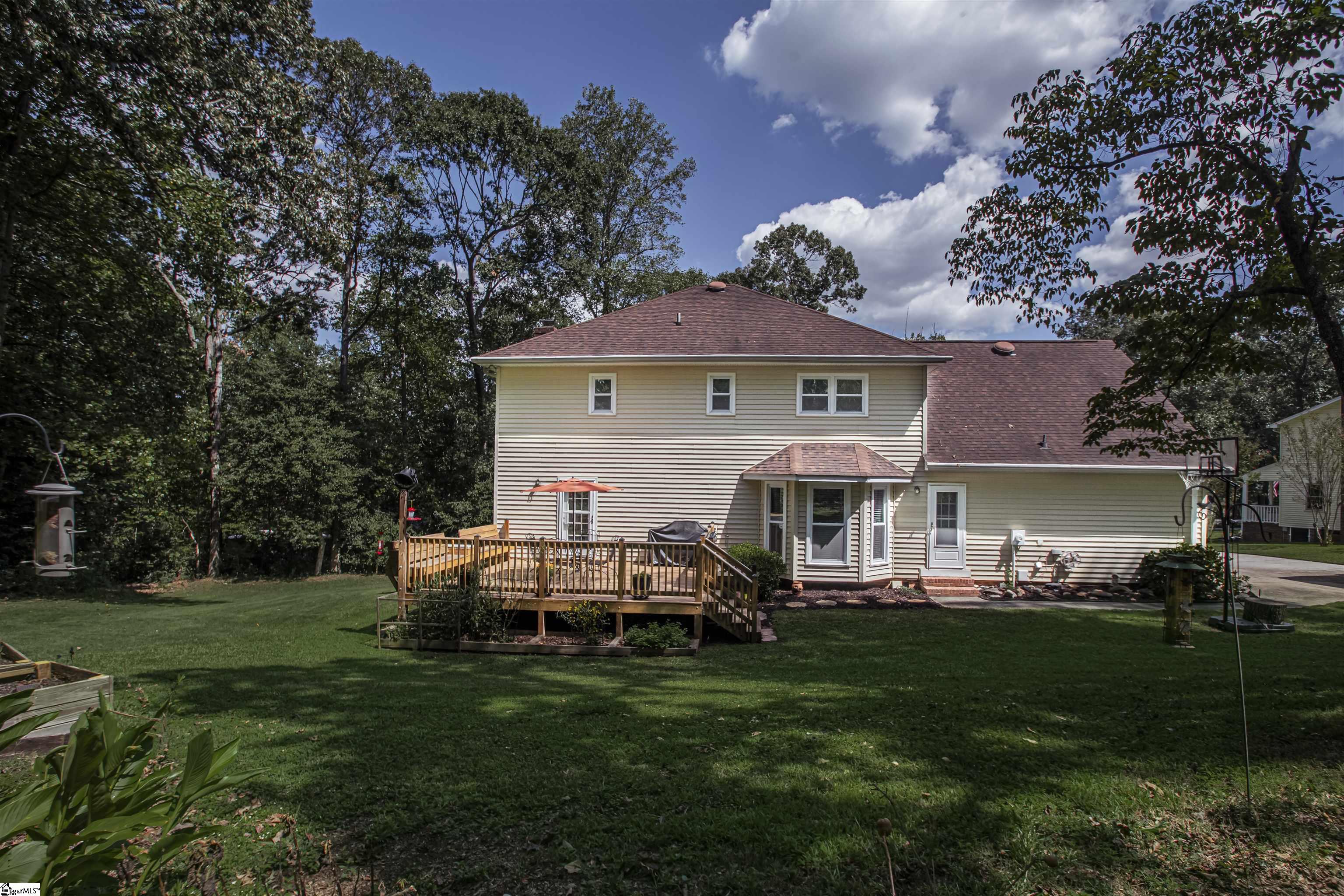 67 Washington Drive Property Photo 6