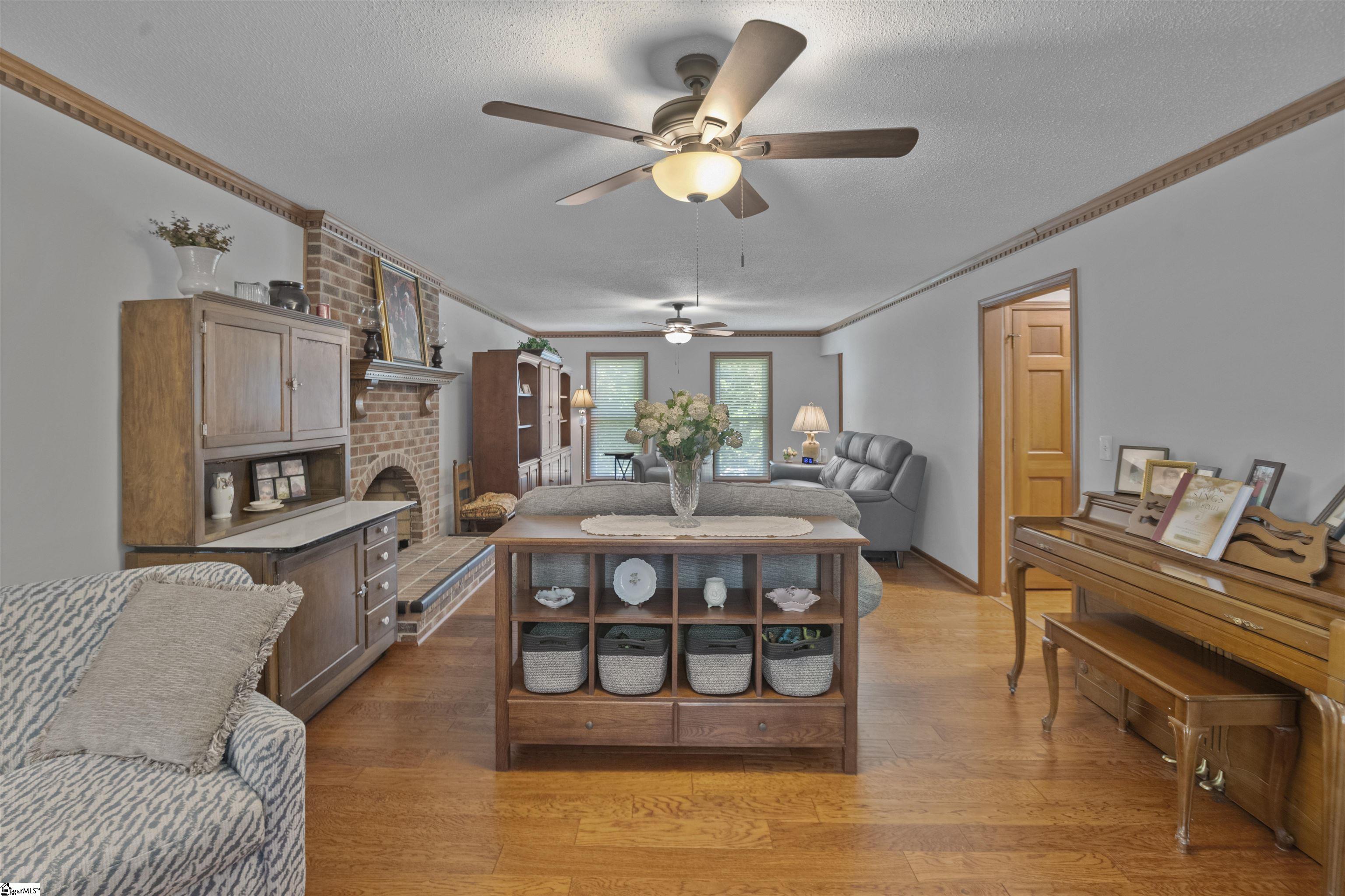 67 Washington Drive Property Photo 23
