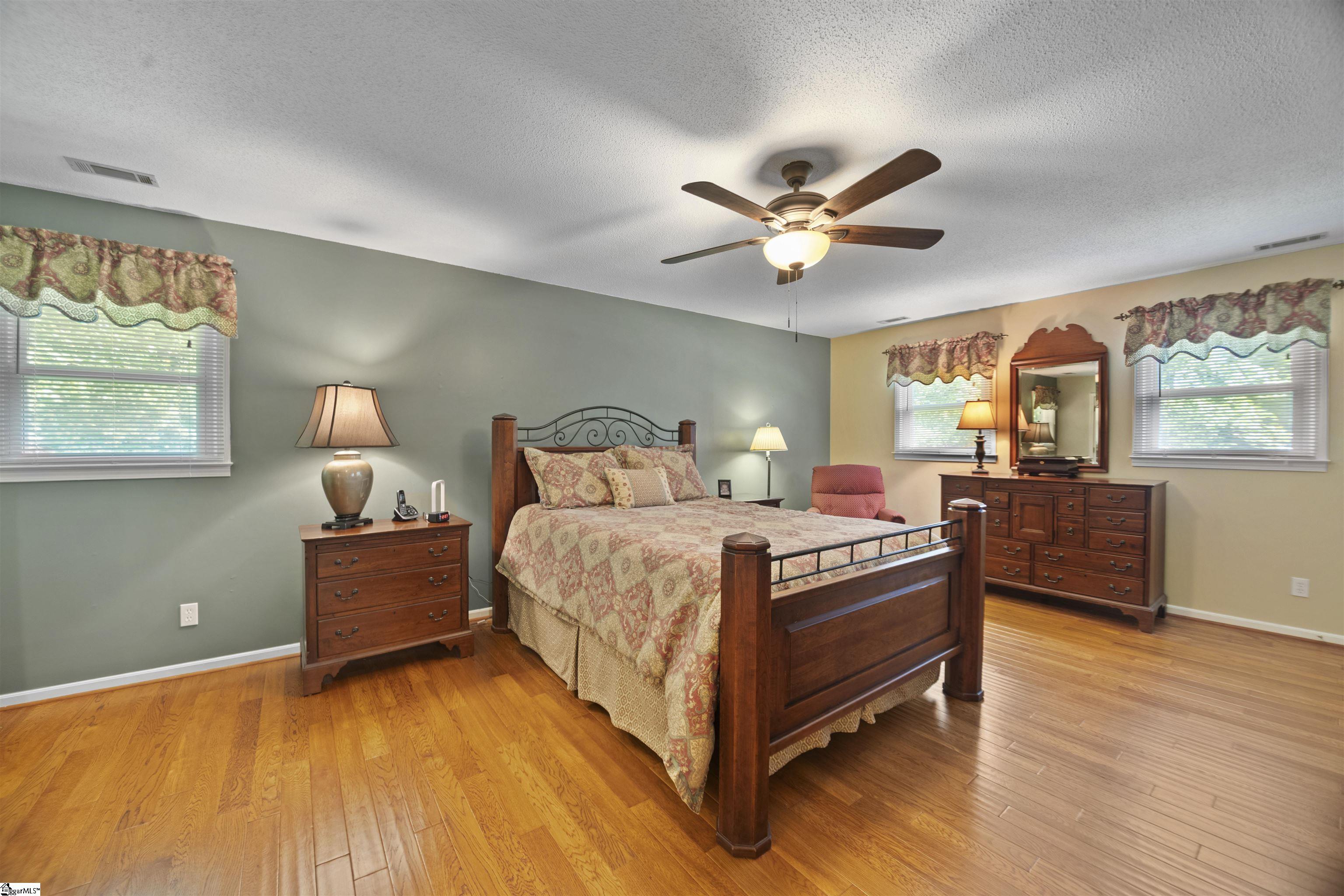 67 Washington Drive Property Photo 25