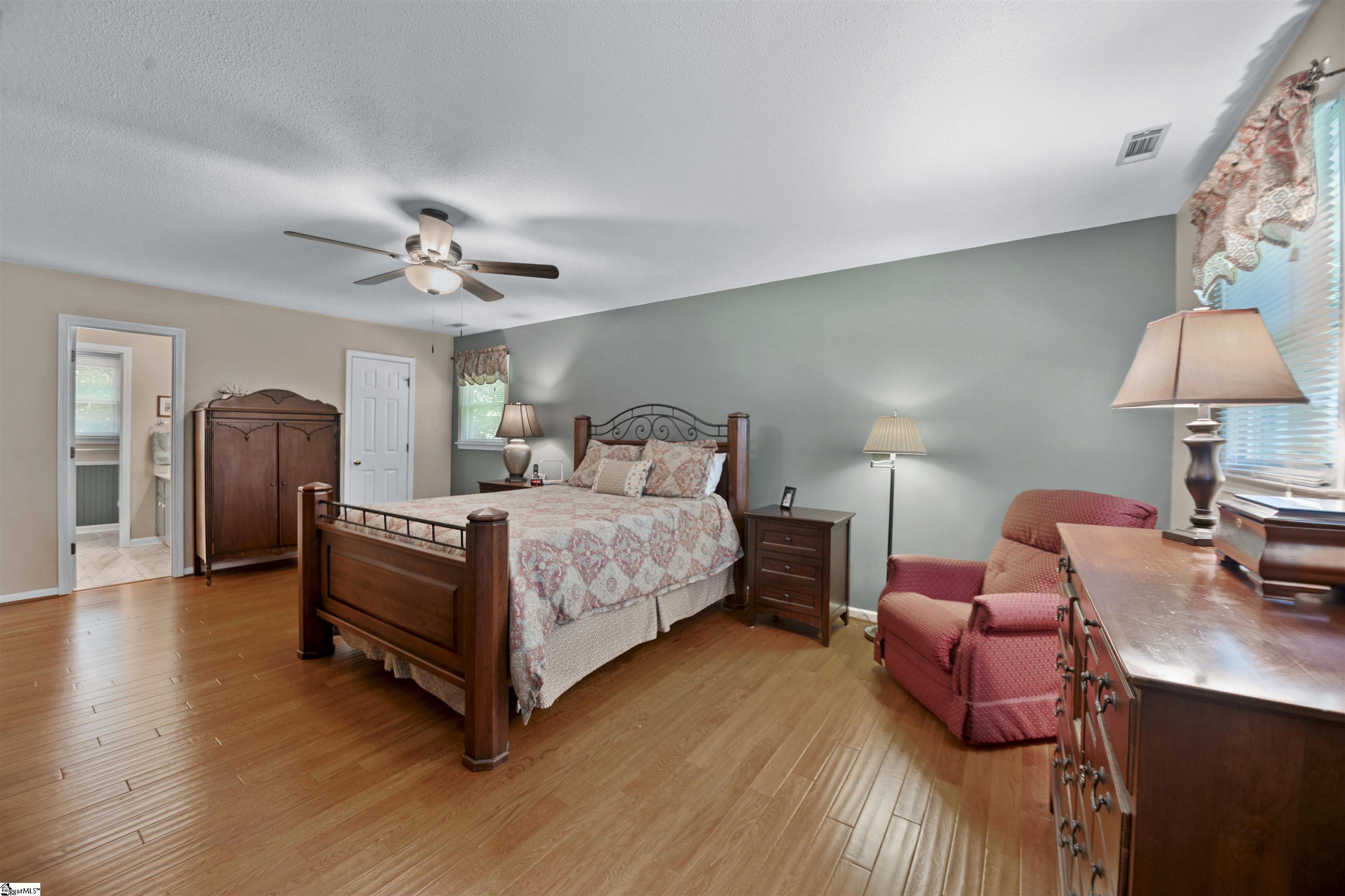 67 Washington Drive Property Photo 26