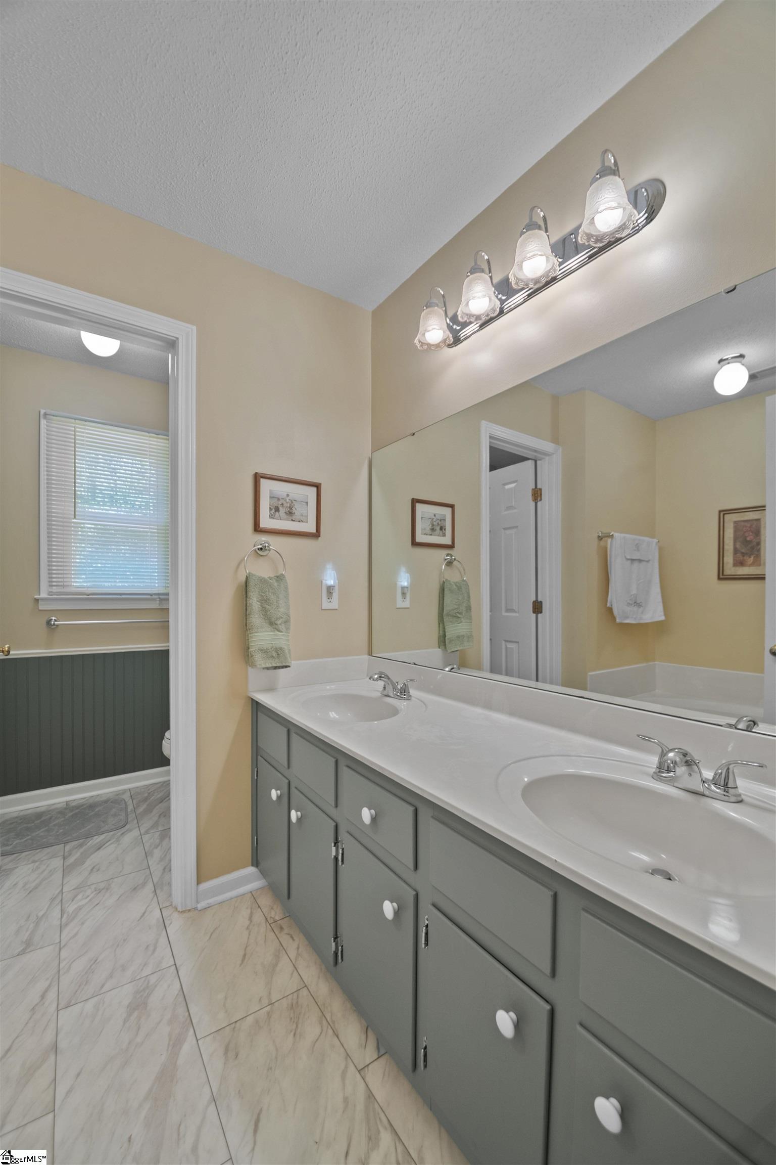 67 Washington Drive Property Photo 30