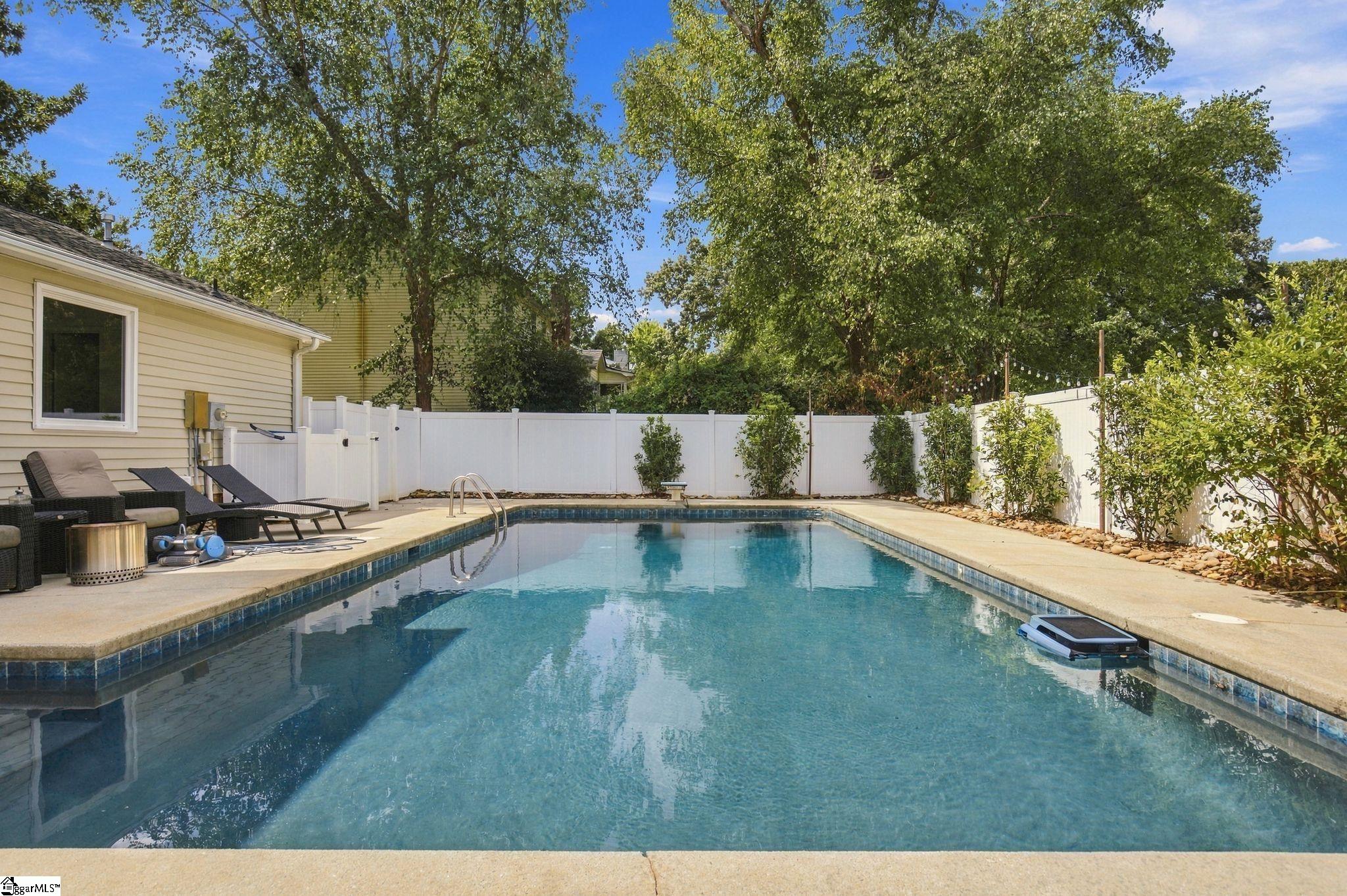 106 Leeward Terrace Property Photo 2