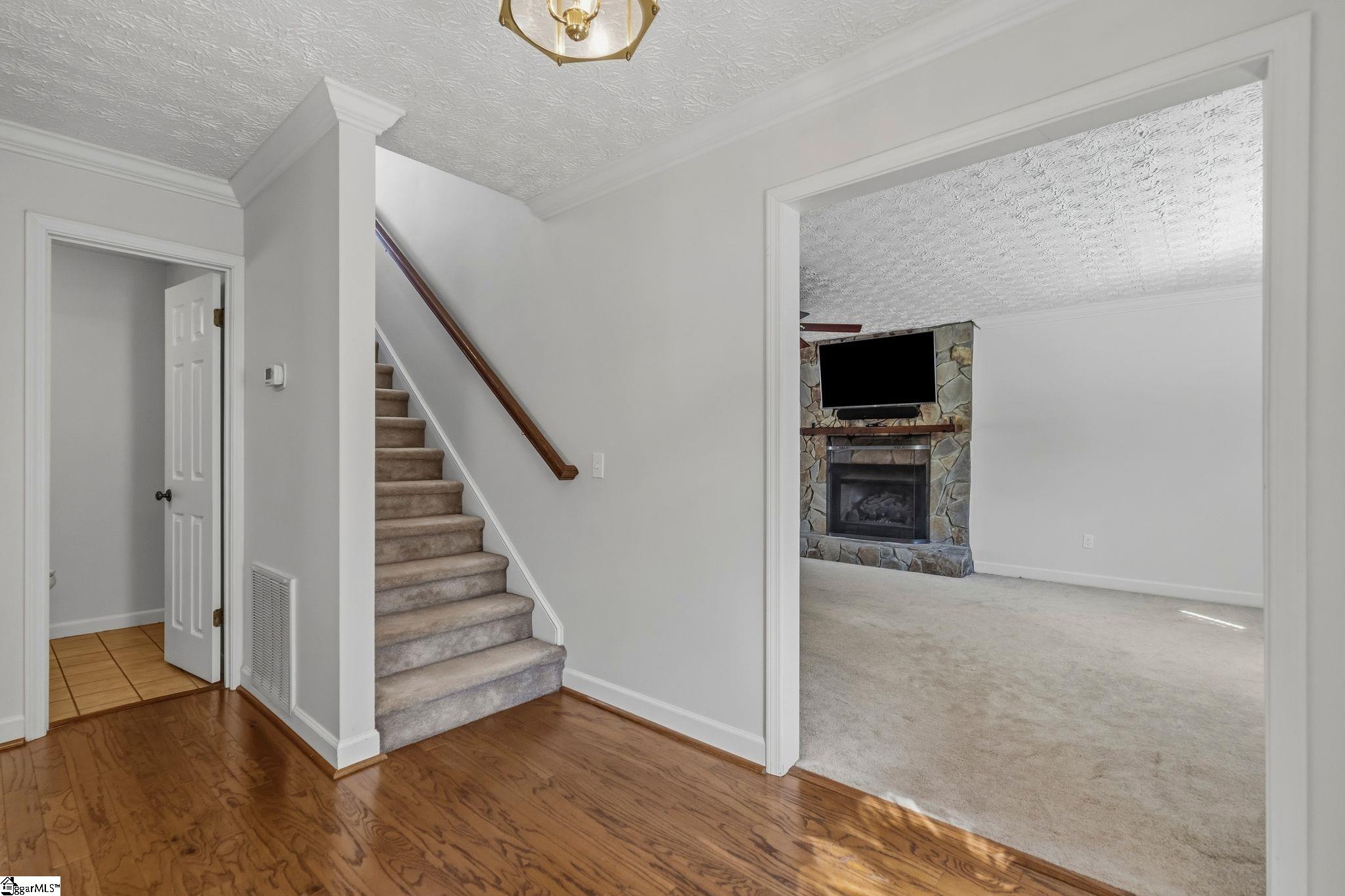 106 Leeward Terrace Property Photo 13