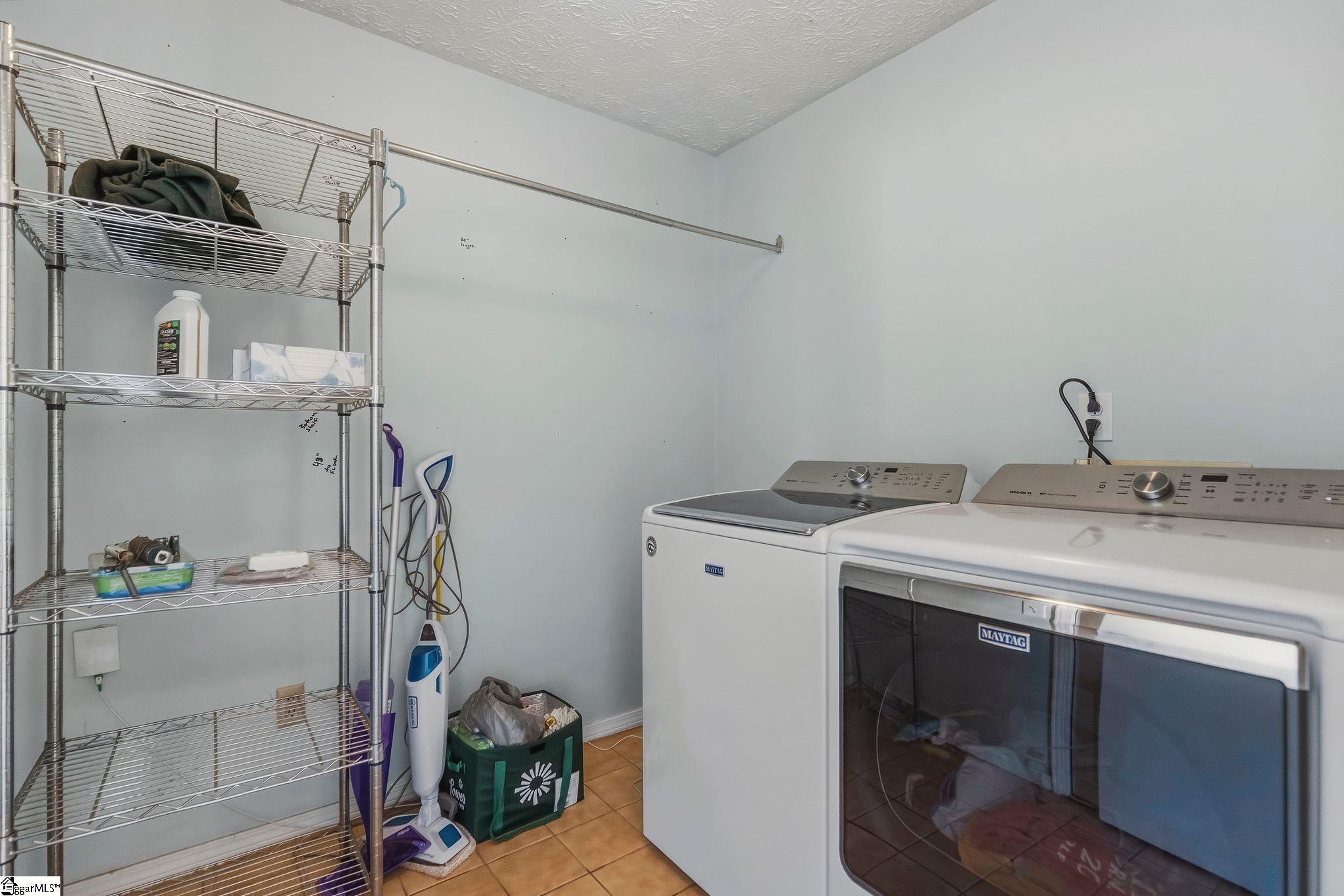 106 Leeward Terrace Property Photo 24