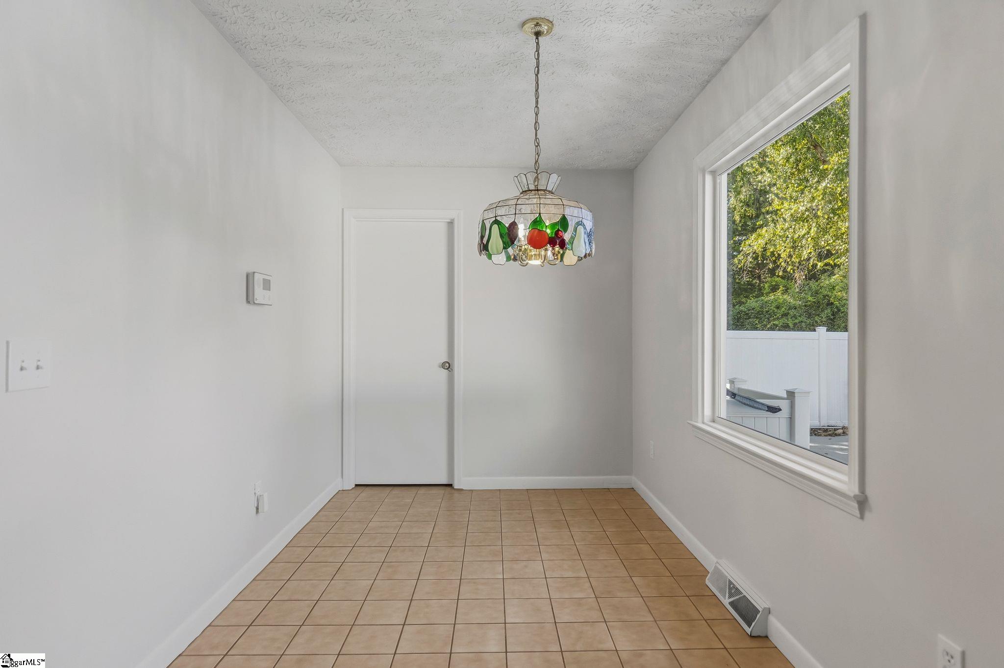 106 Leeward Terrace Property Photo 27