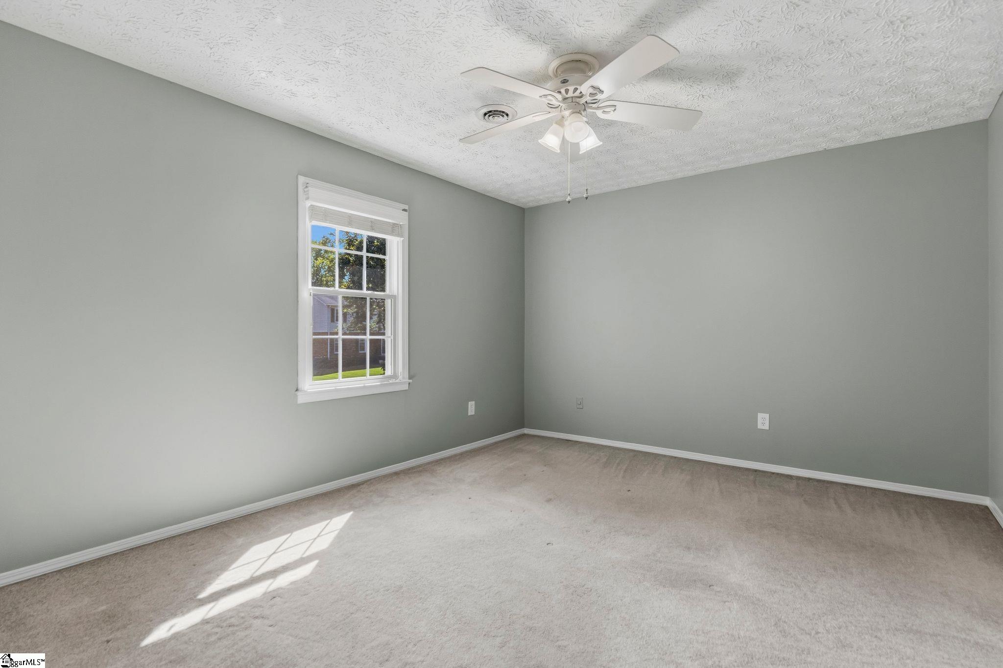 106 Leeward Terrace Property Photo 35